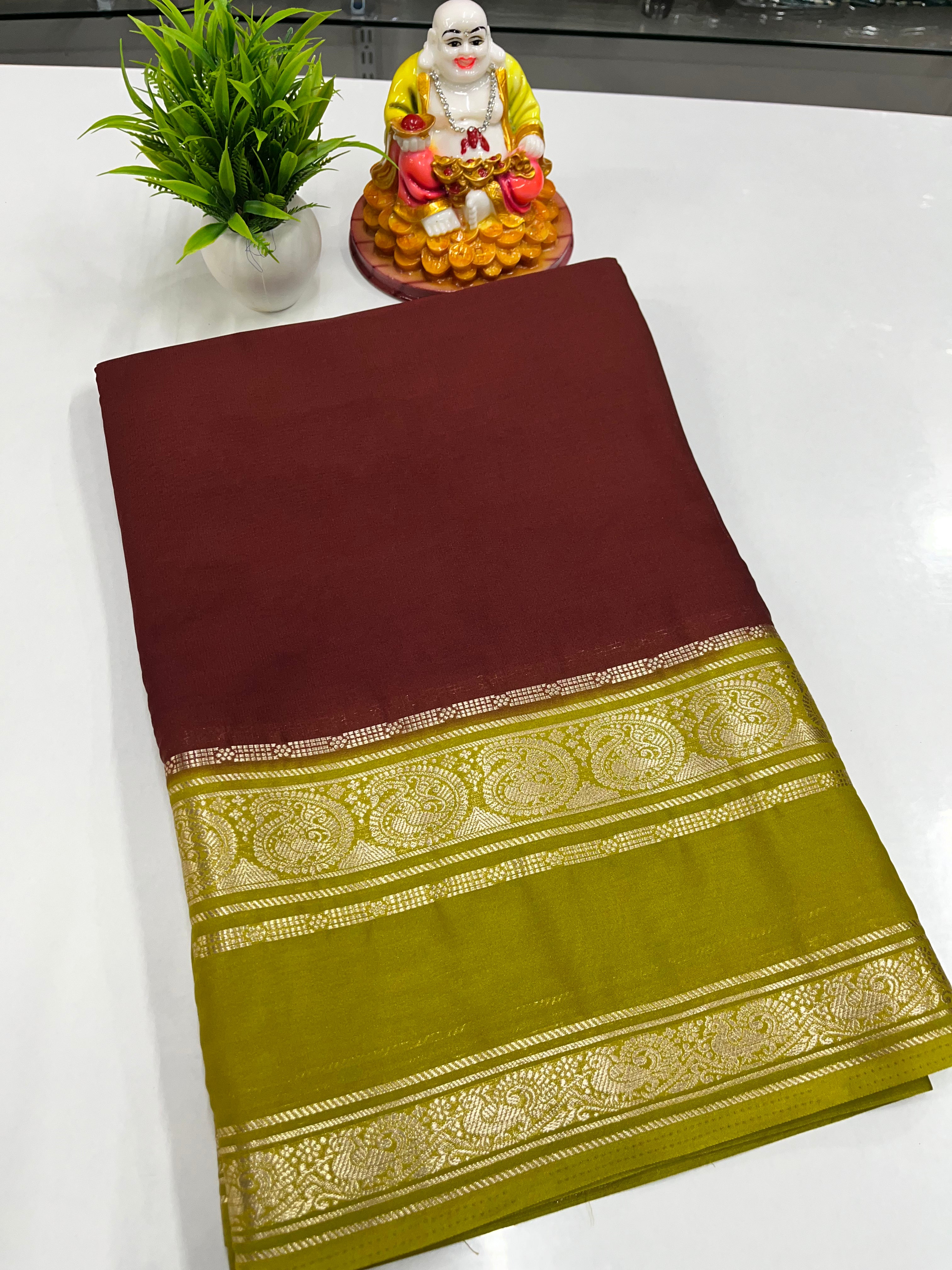 Mysore Crepe Silk Saree with Beautiful Mango Bentex Border | Padmavathi Silks & Sarees