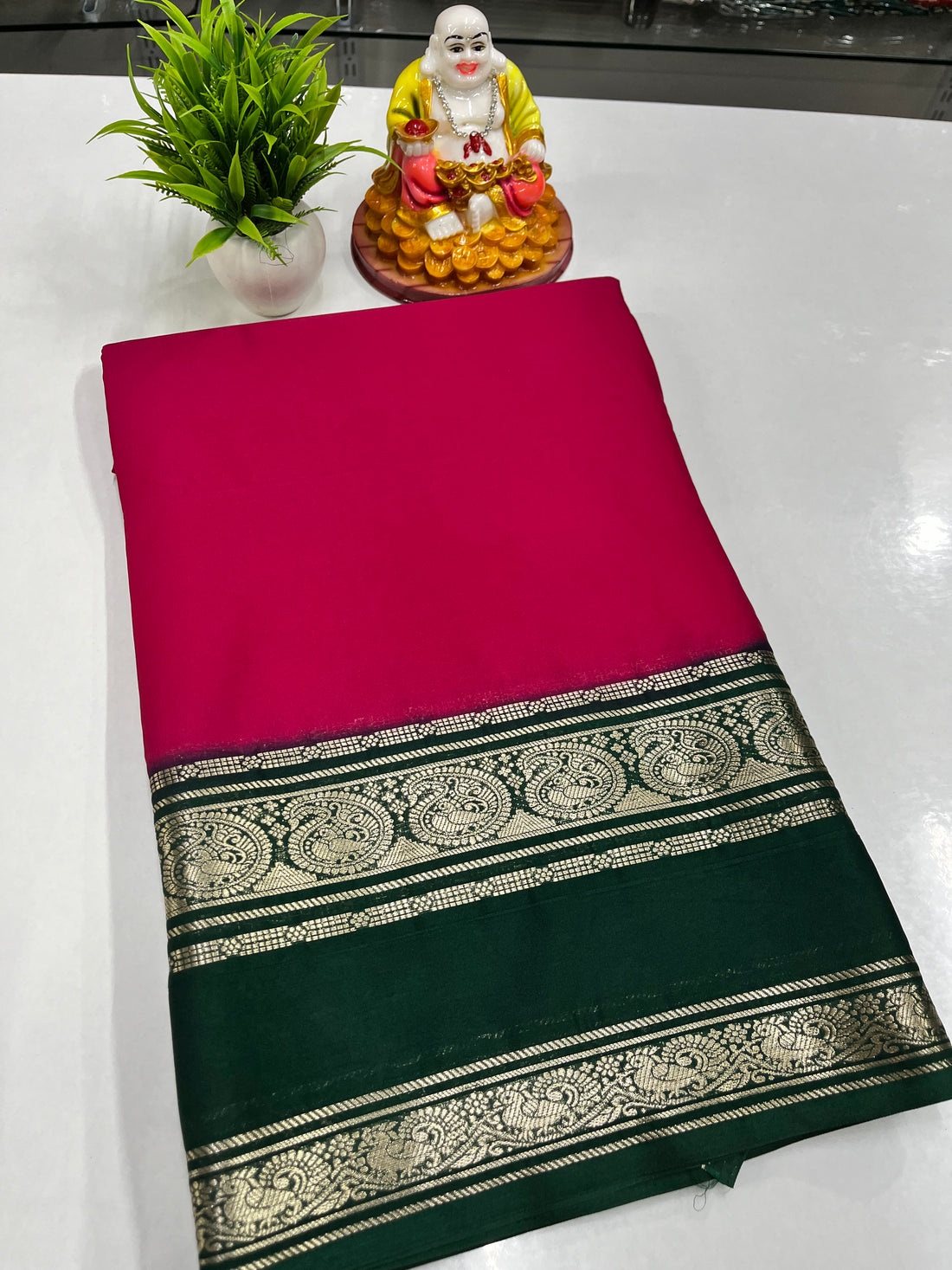 Mysore Crepe Silk Saree with Beautiful Mango Bentex Border | Padmavathi Silks & Sarees