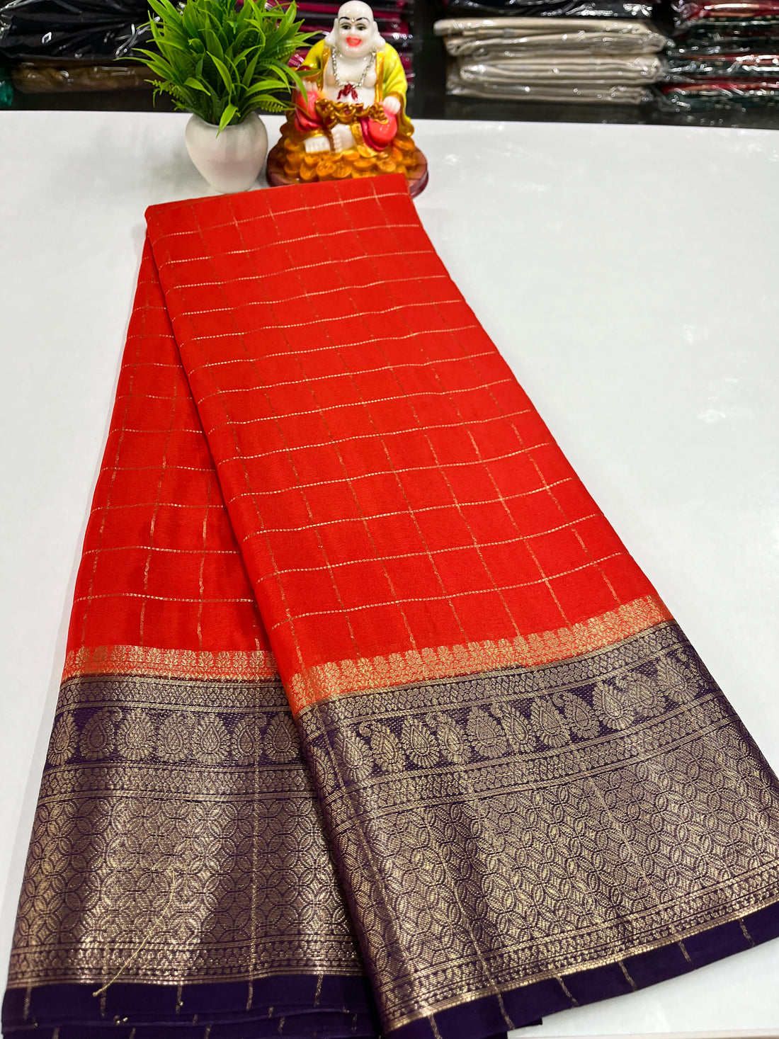 Beautiful Chiffon Saree with Chex Pattern & Contrast Border