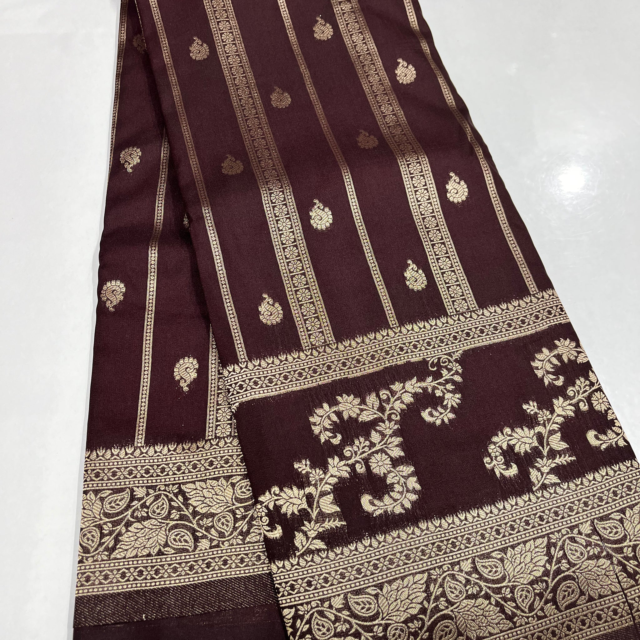 Georgette Saree with Beautiful Flower Design, Rich Pallu & Butta Blouse – Padmavathi Silks & Sarees