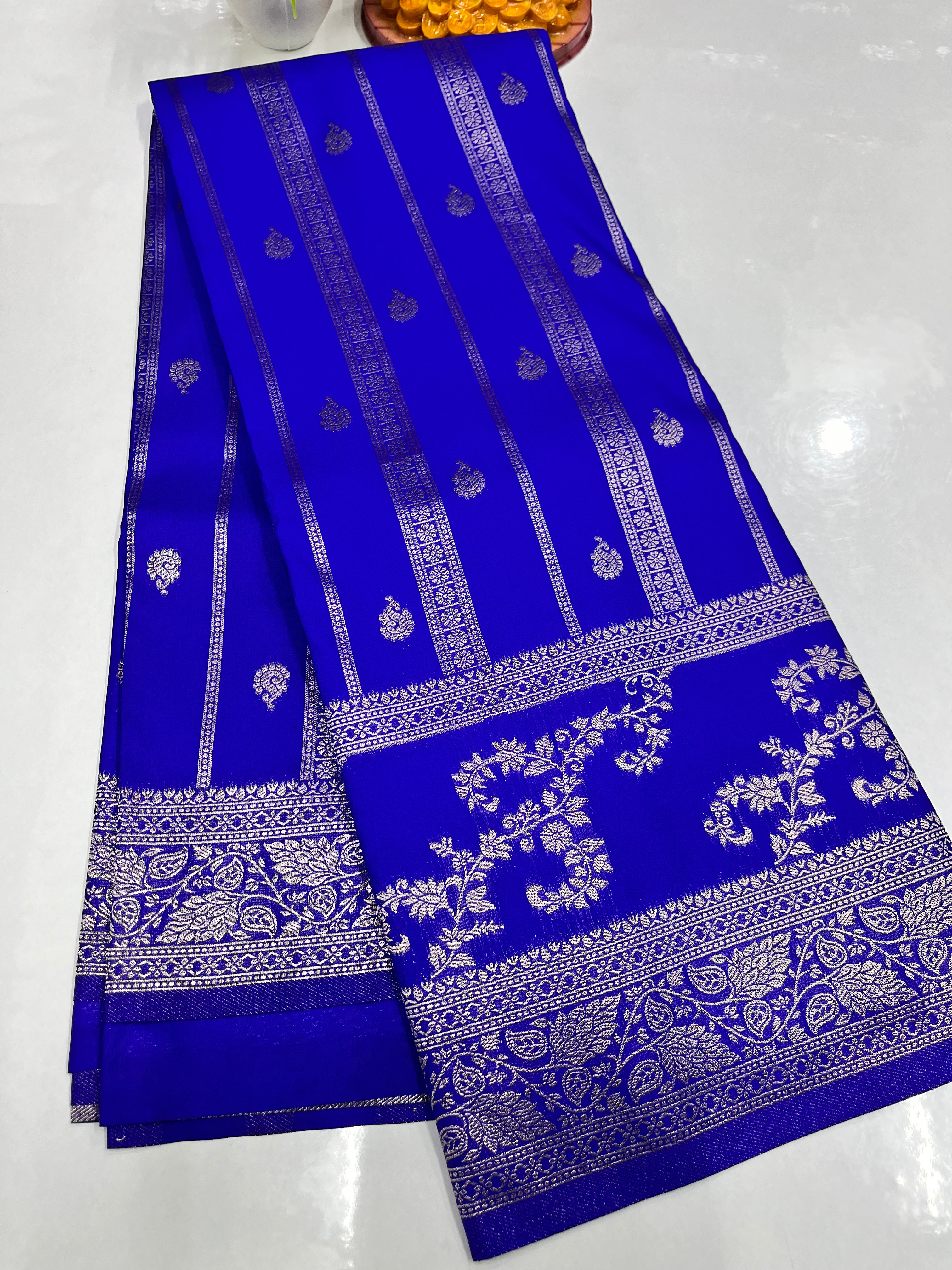 Georgette Saree with Beautiful Flower Design, Rich Pallu & Butta Blouse – Padmavathi Silks & Sarees
