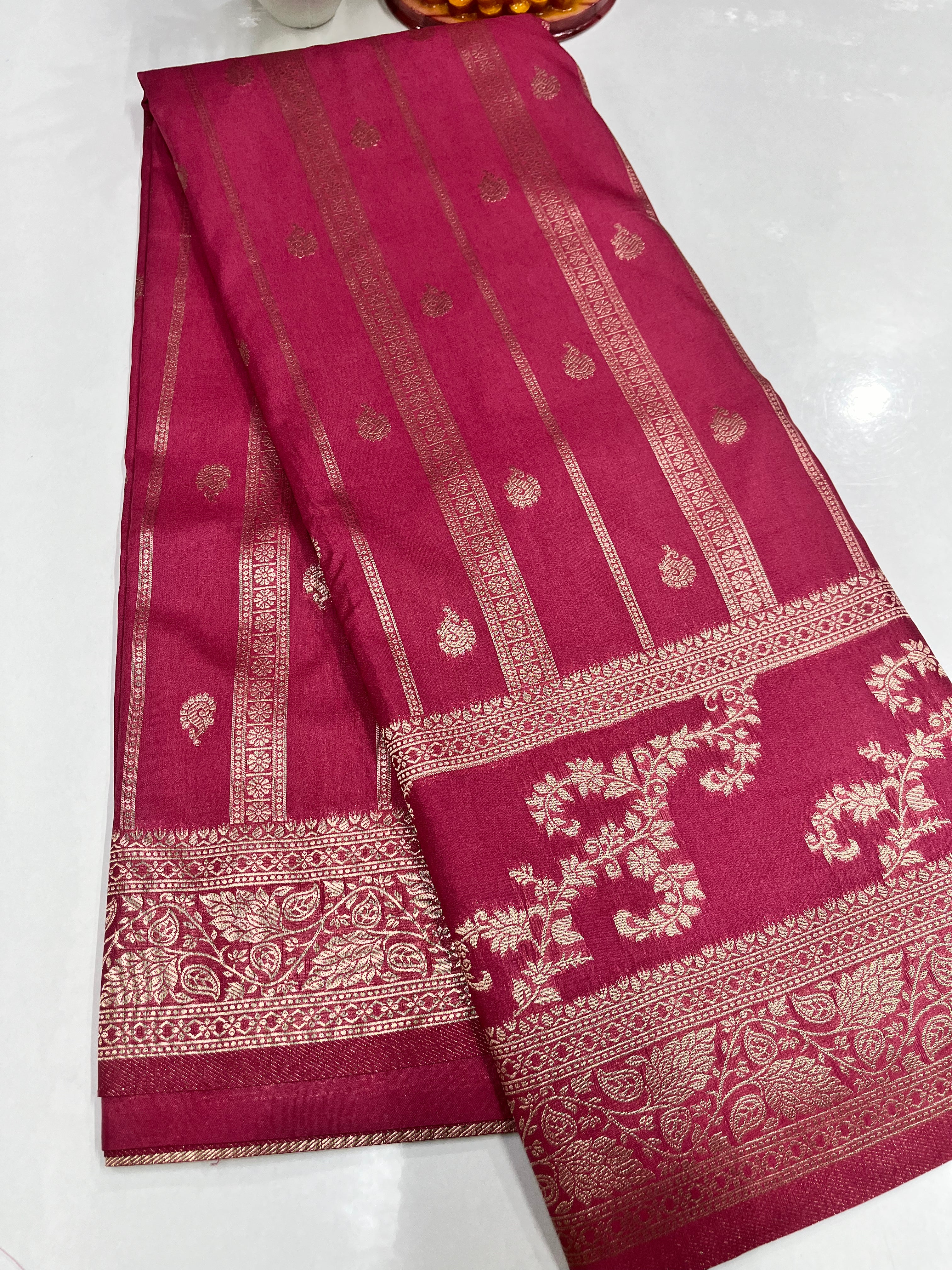 Georgette Saree with Beautiful Flower Design, Rich Pallu & Butta Blouse – Padmavathi Silks & Sarees