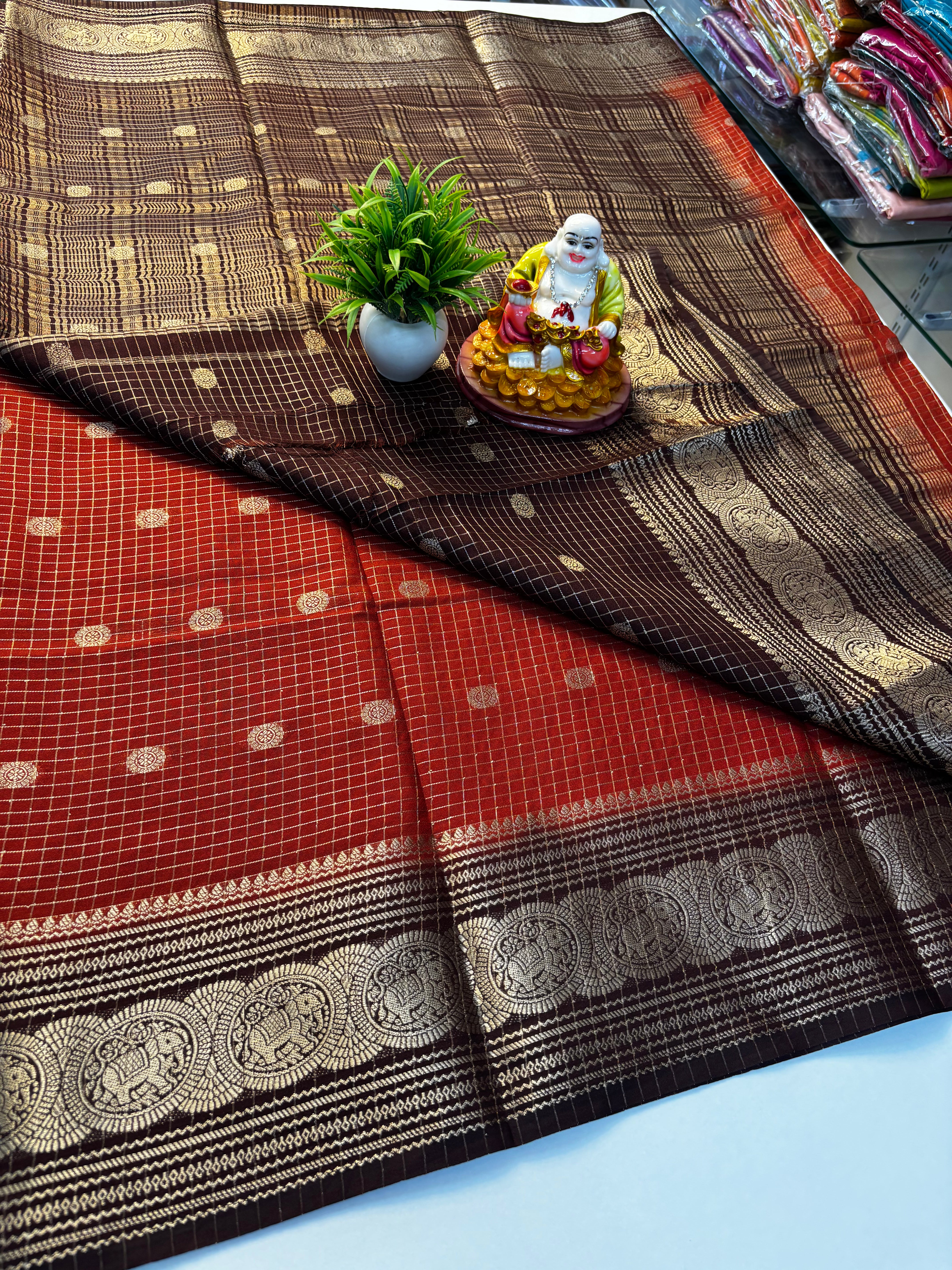 💖 Beautiful Mysore Crepe Silk Saree with Buttas &amp; Chex Pattern 💖
