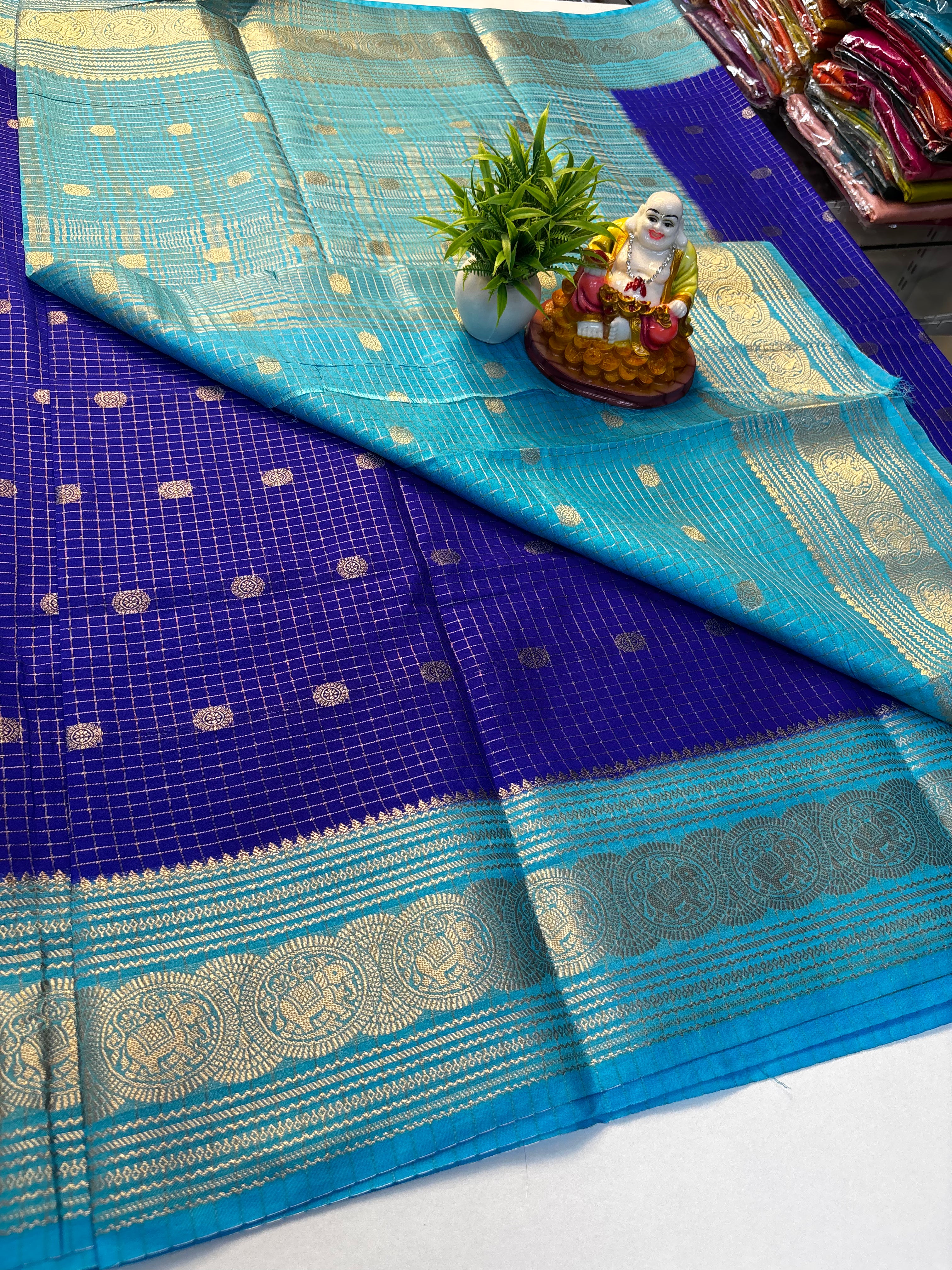 💖 Beautiful Mysore Crepe Silk Saree with Buttas &amp; Chex Pattern 💖