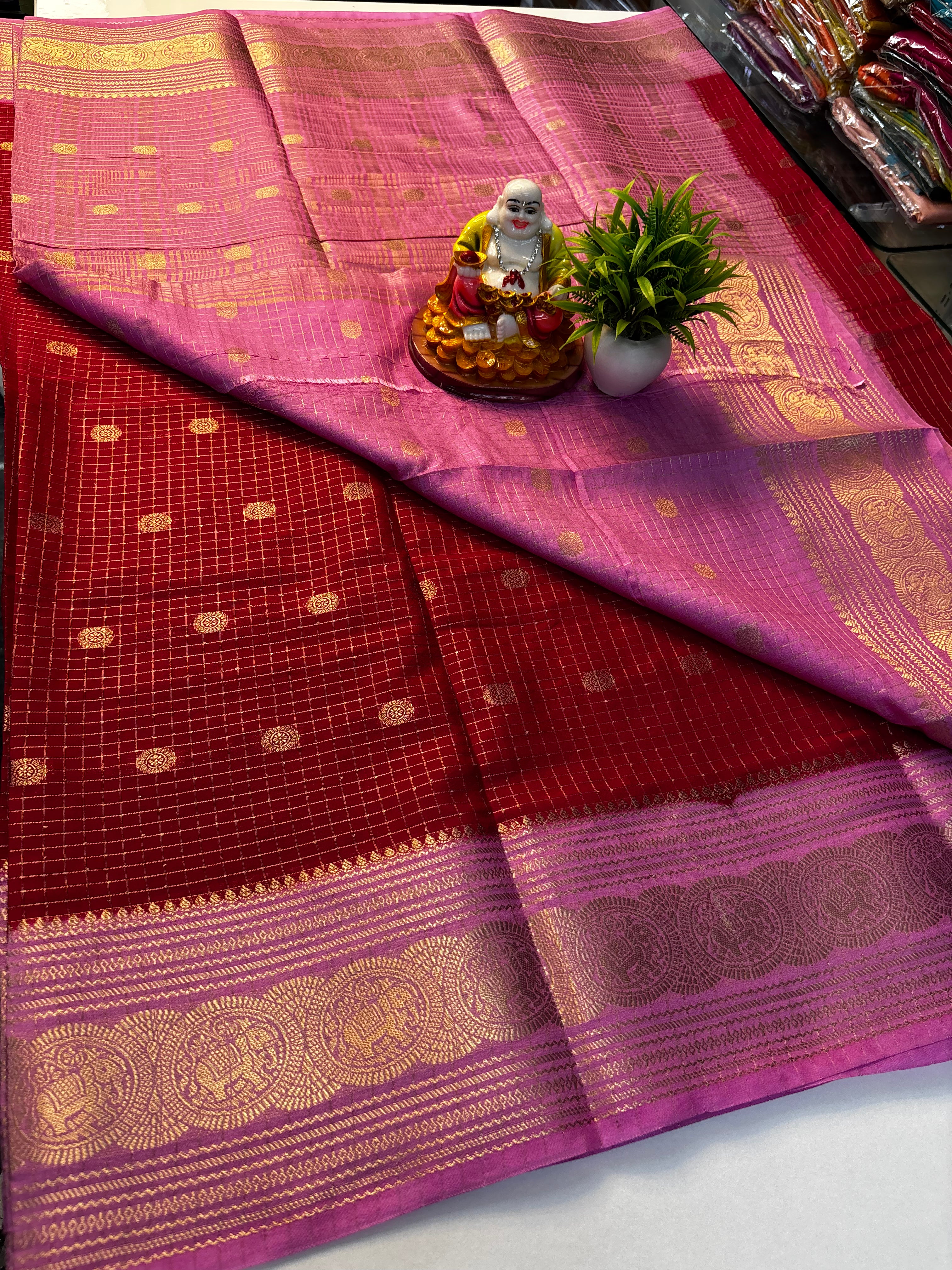 💖 Beautiful Mysore Crepe Silk Saree with Buttas &amp; Chex Pattern 💖