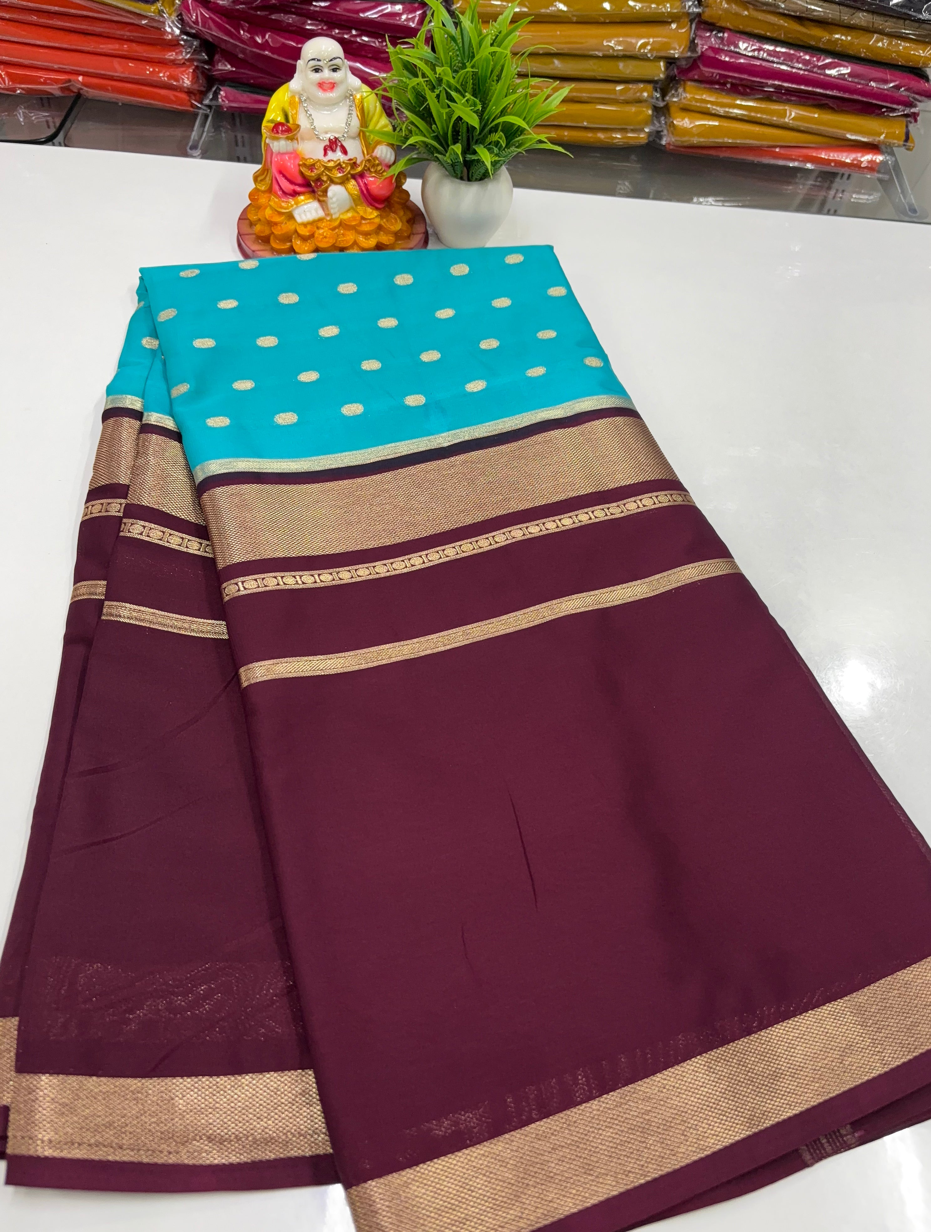 Mysore Crepe Silk Saree – Elegant Centre Print Buttas ✨