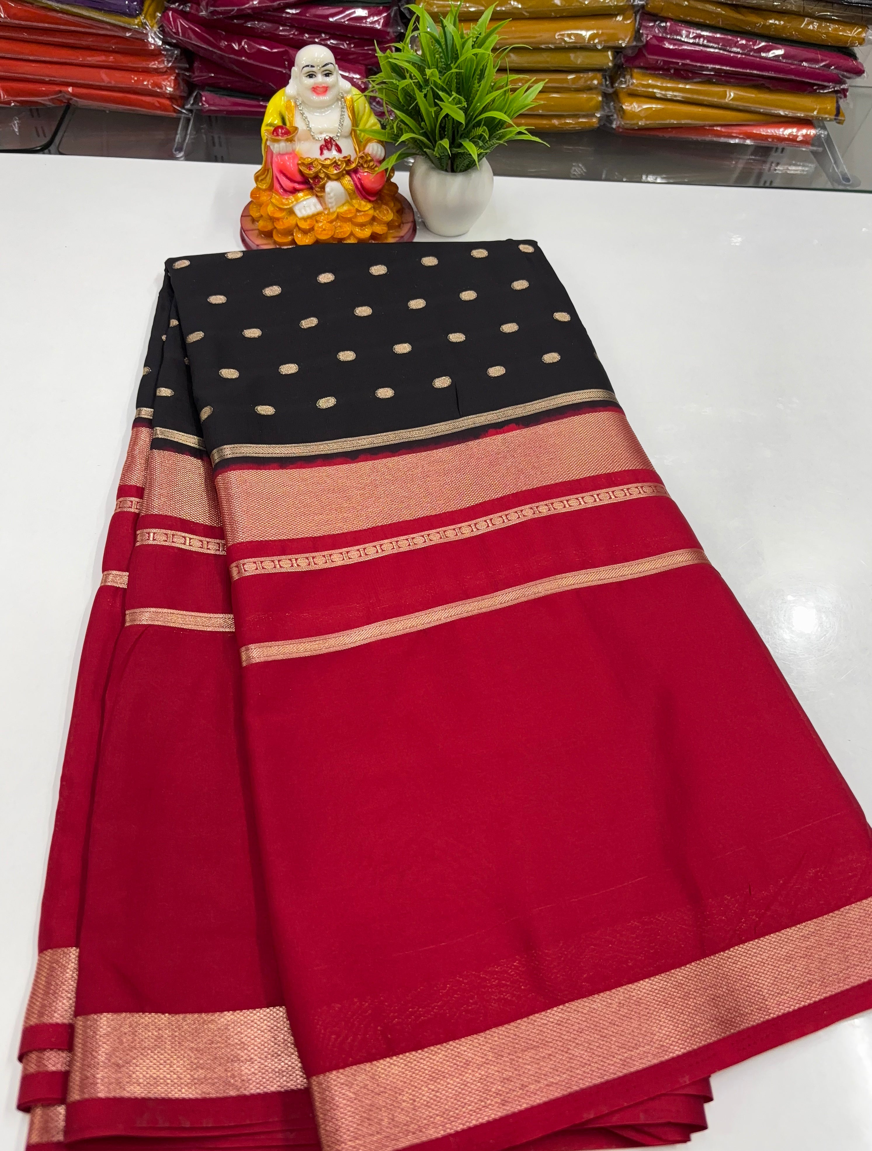 Mysore Crepe Silk Saree – Elegant Centre Print Buttas ✨