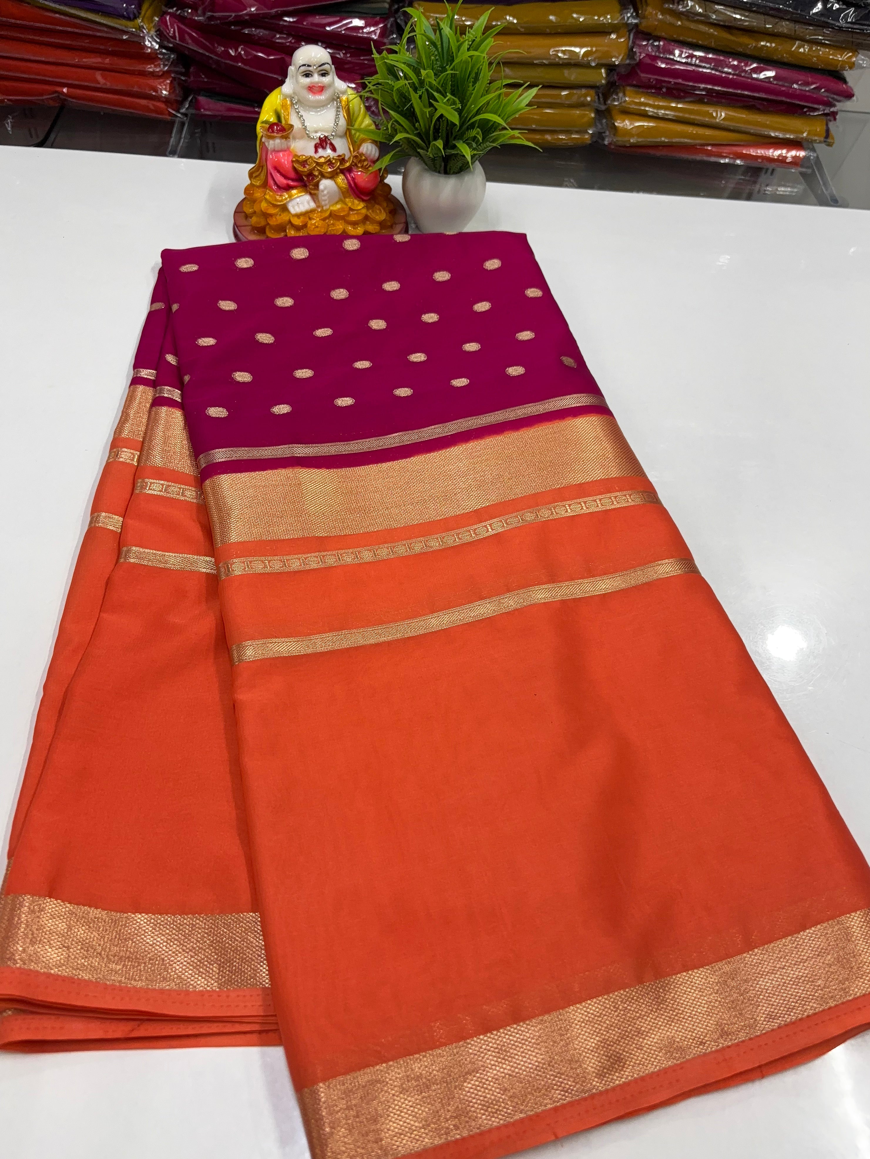 Mysore Crepe Silk Saree – Elegant Centre Print Buttas ✨