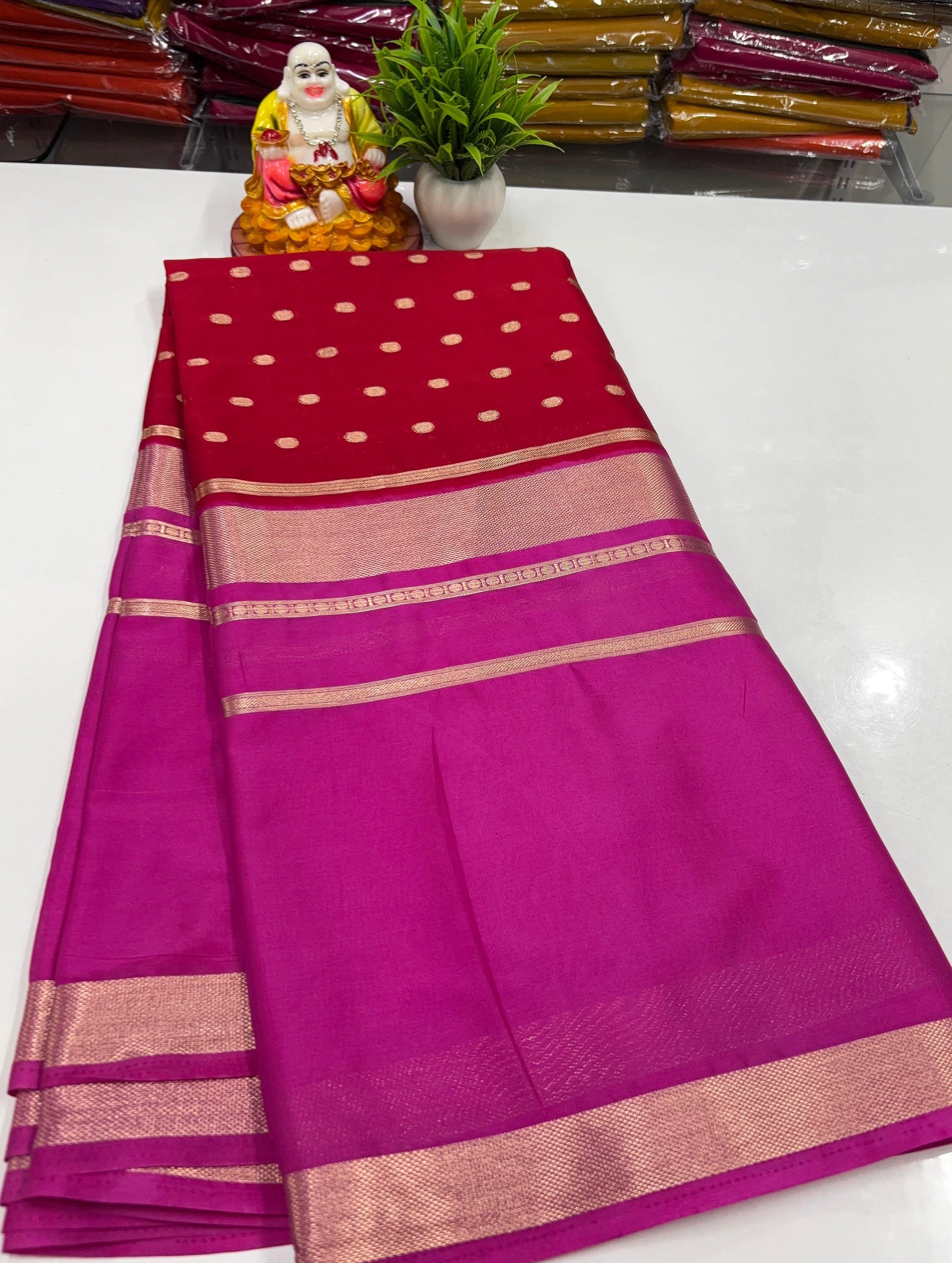 Mysore Crepe Silk Saree – Elegant Centre Print Buttas ✨