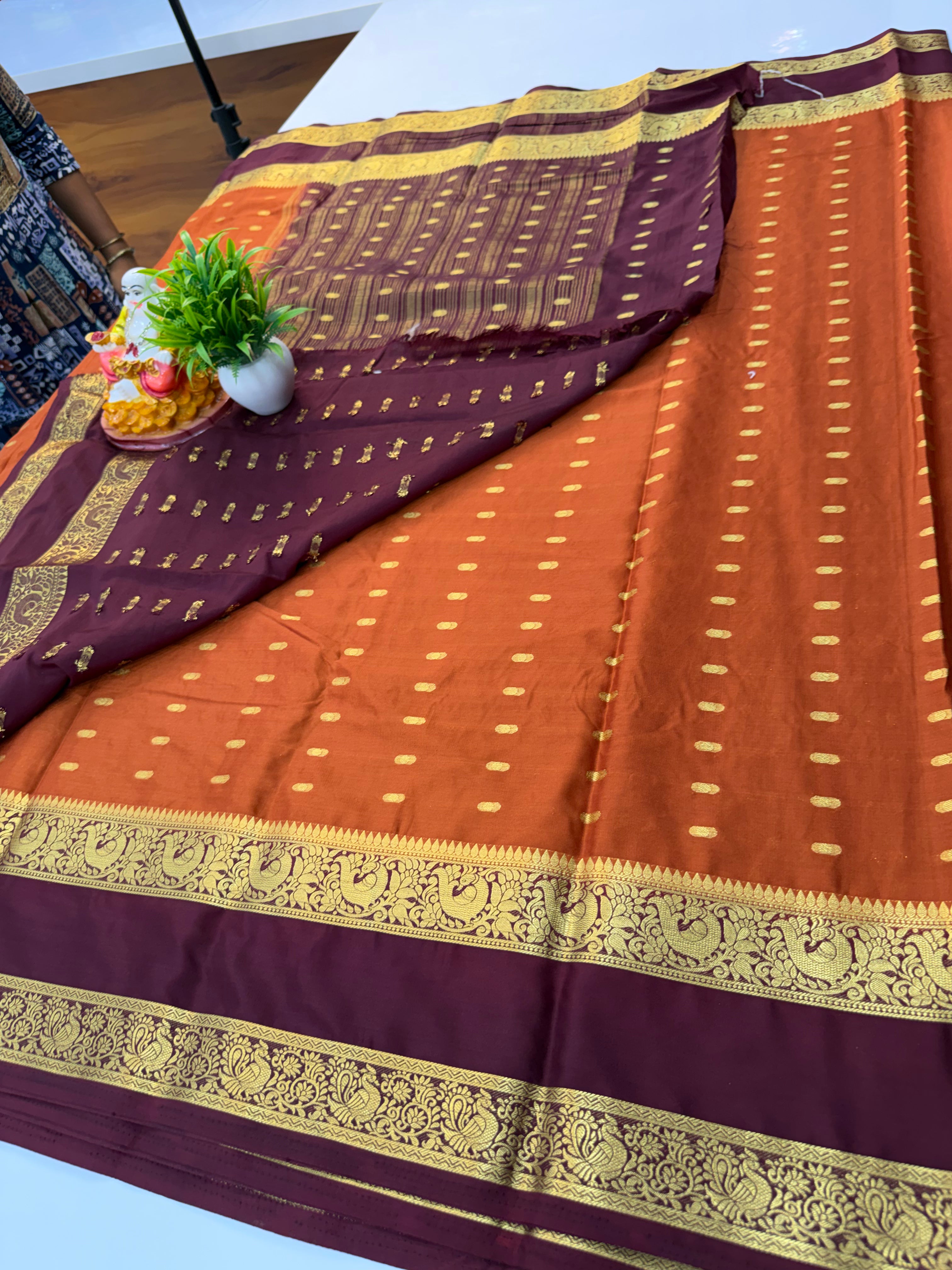 Mysore Crepe Silk Saree with Beautiful Buttas & Bentex Border – Padmavathi Silks and Sarees