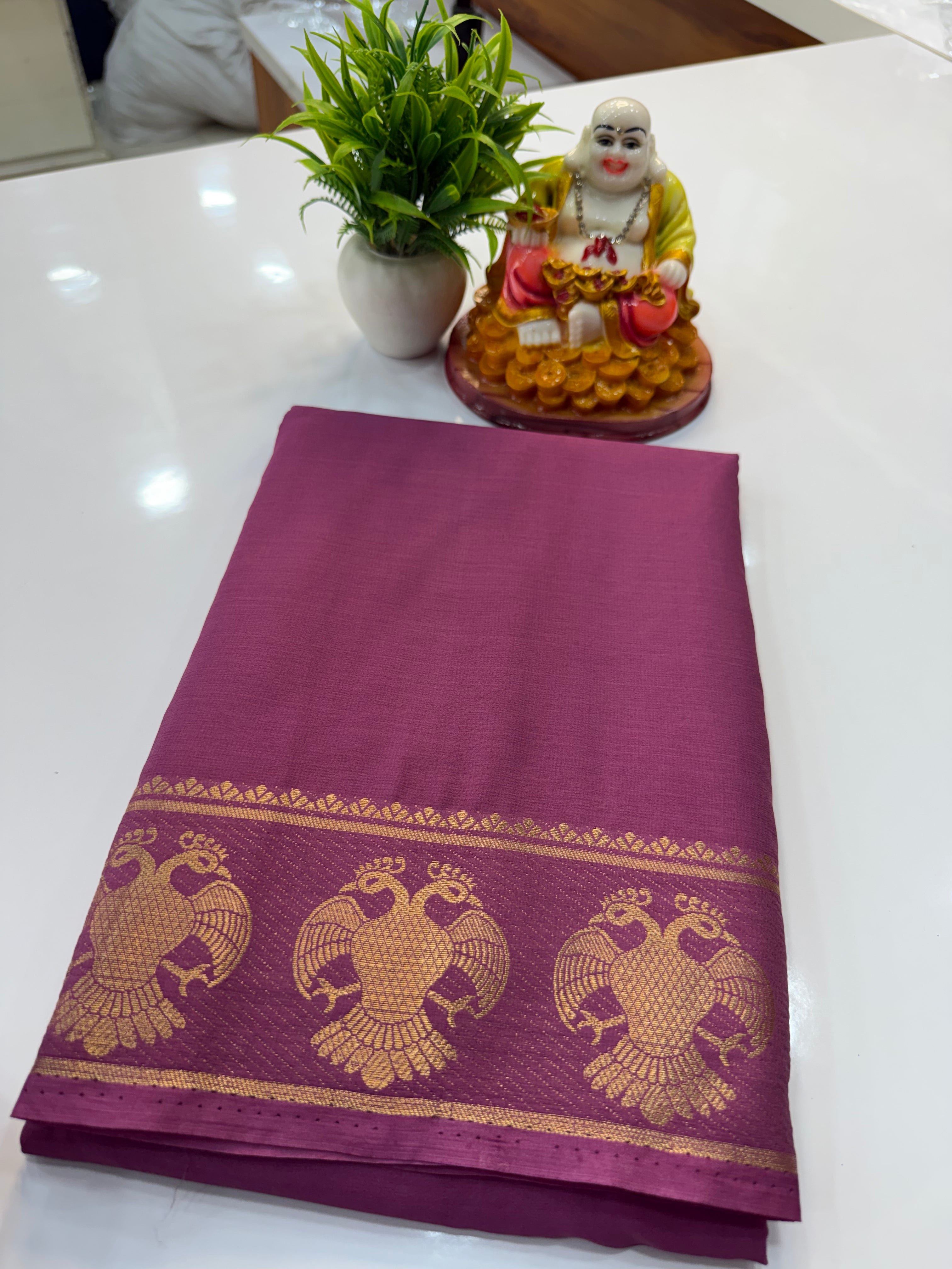 Premium Mysore Crepe Silk Saree with Chit Pallu – Timeless Elegance in Every Drape