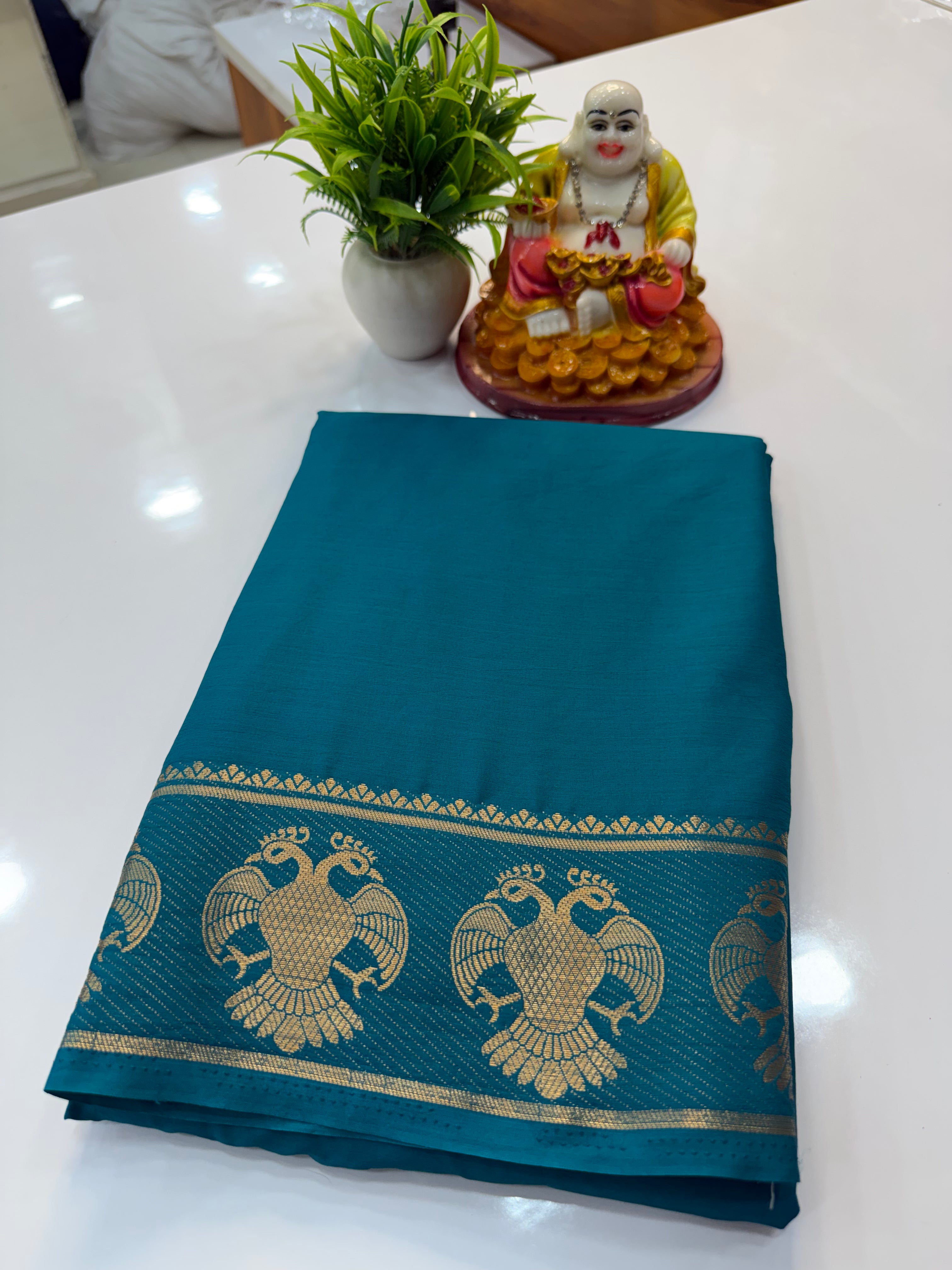 Premium Mysore Crepe Silk Saree with Chit Pallu – Timeless Elegance in Every Drape