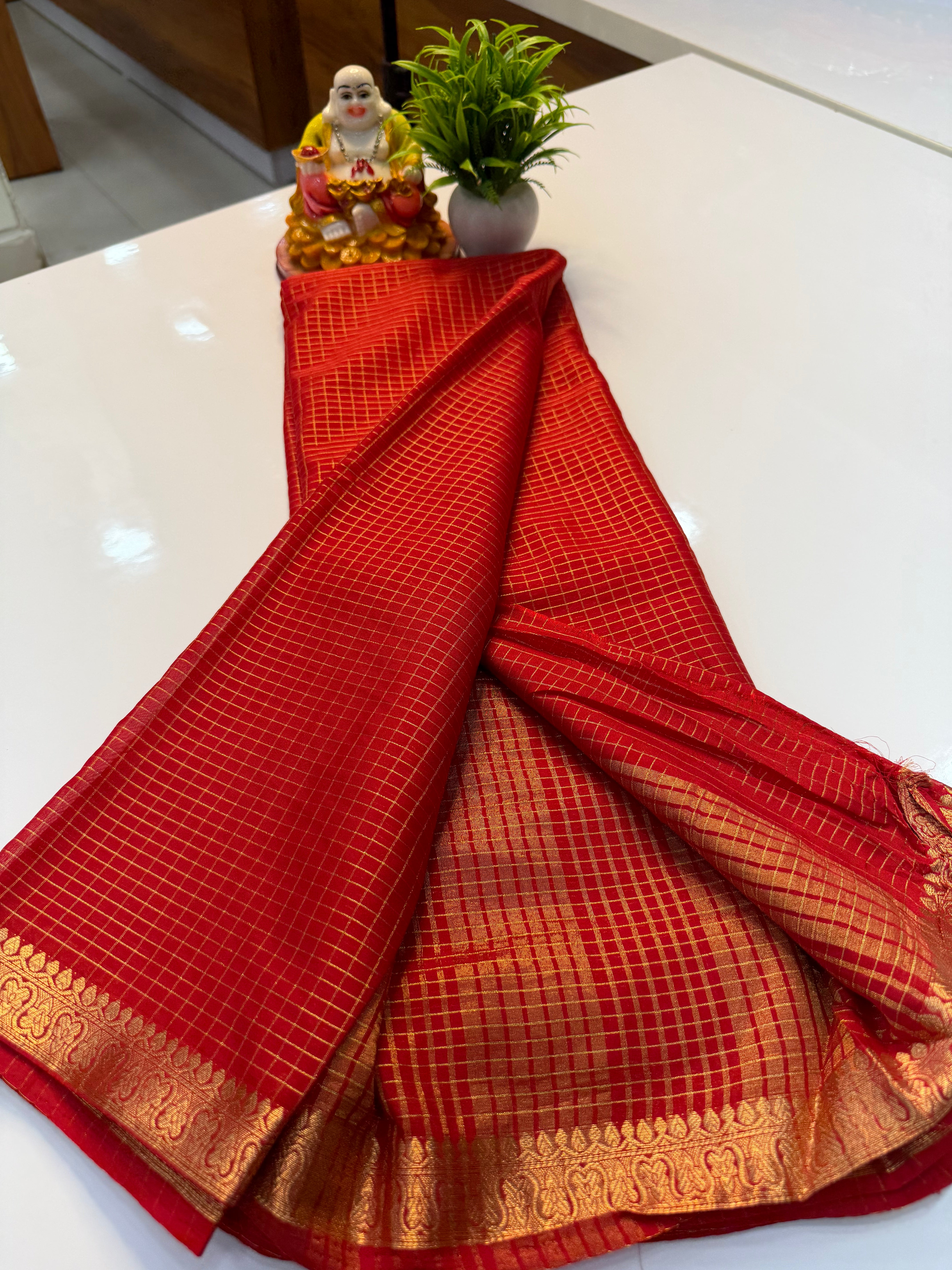 Beautiful Mysore Crepe Silk Saree with Checks Pattern & Small Border – Padmavathi Silks and Sarees