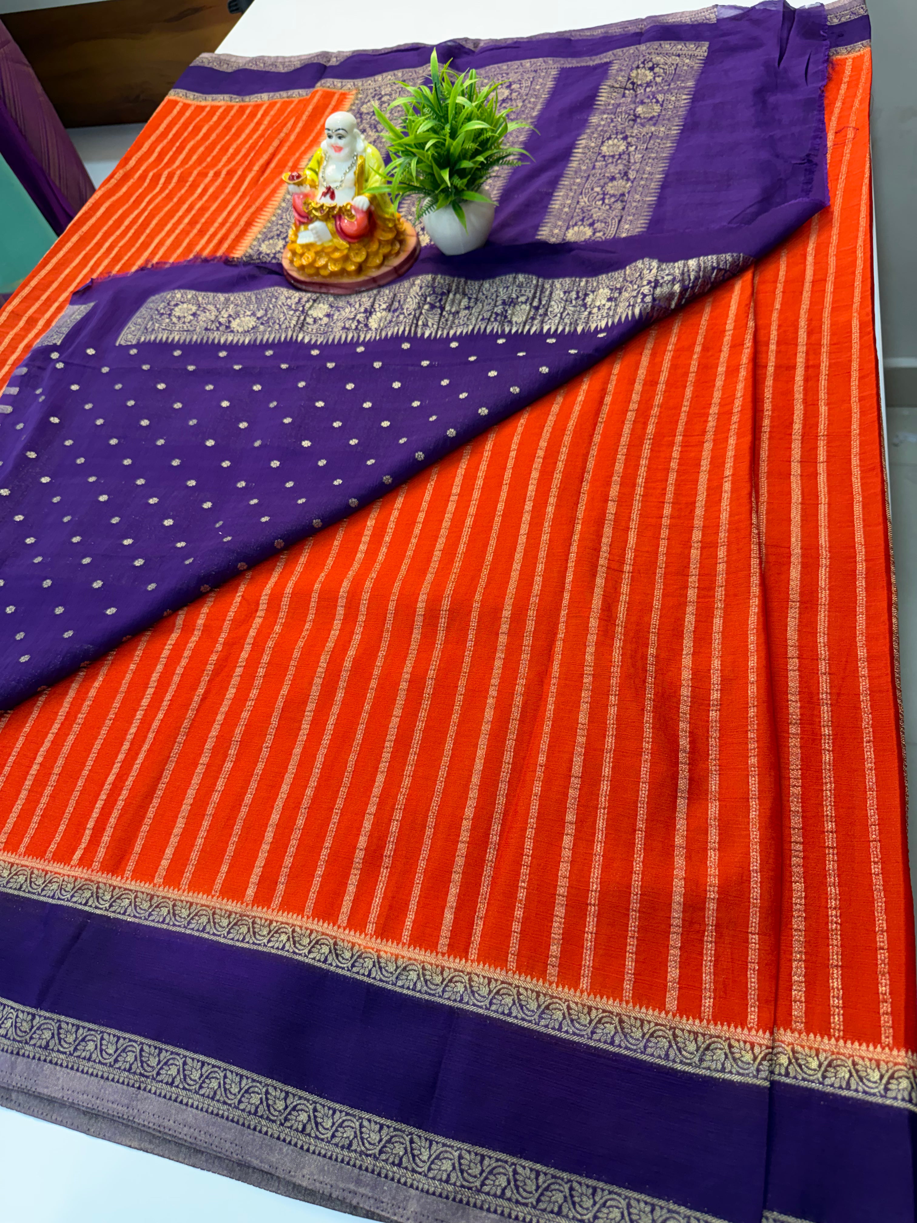 Premium Wrinkle Crepe Silk Saree with Rich Pallu – Timeless Grace & Luxurious Drape
