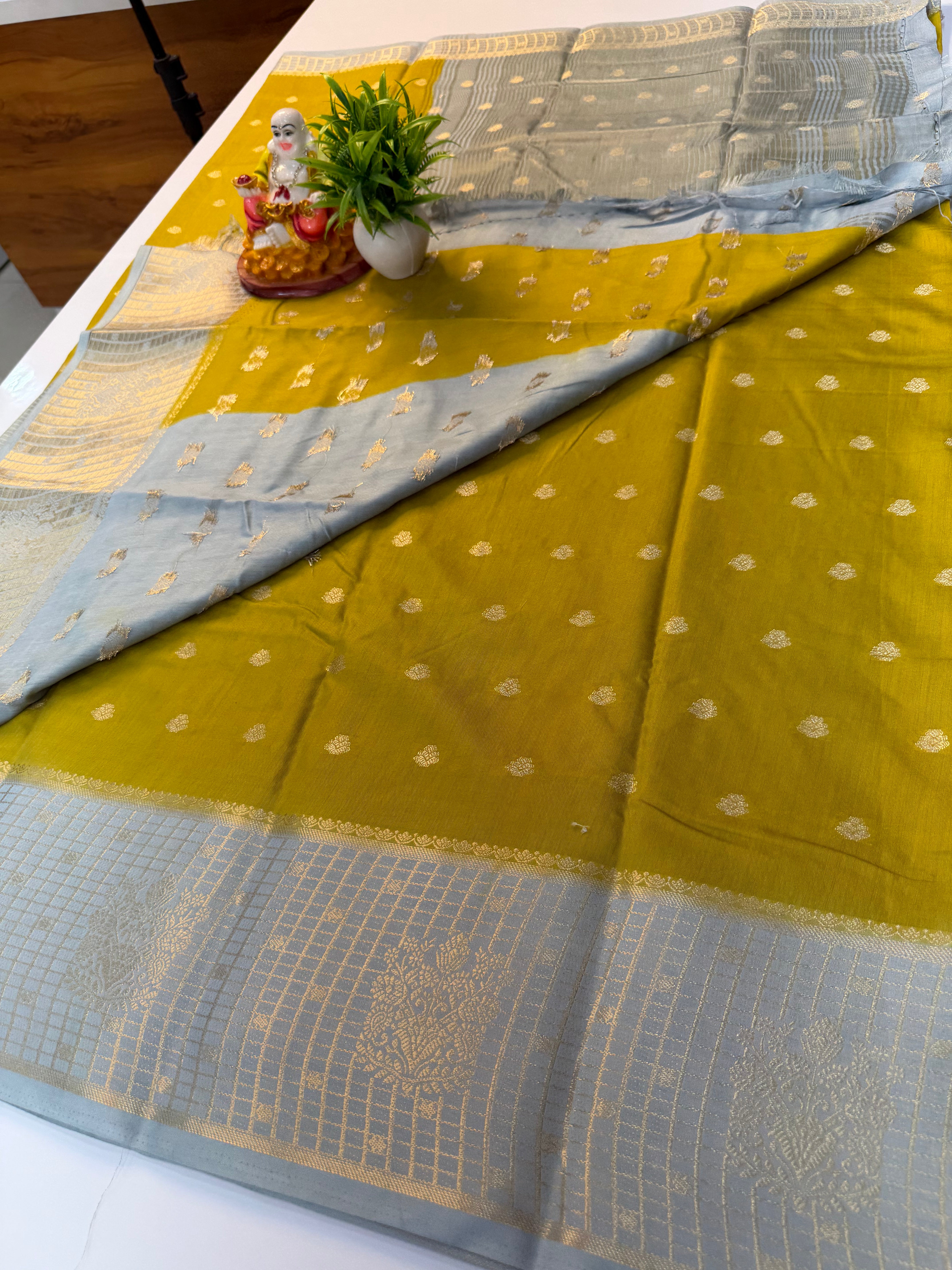 Premium Assam Silk Saree with Buttas & Rich Pallu – Padmavathi Silks and Sarees