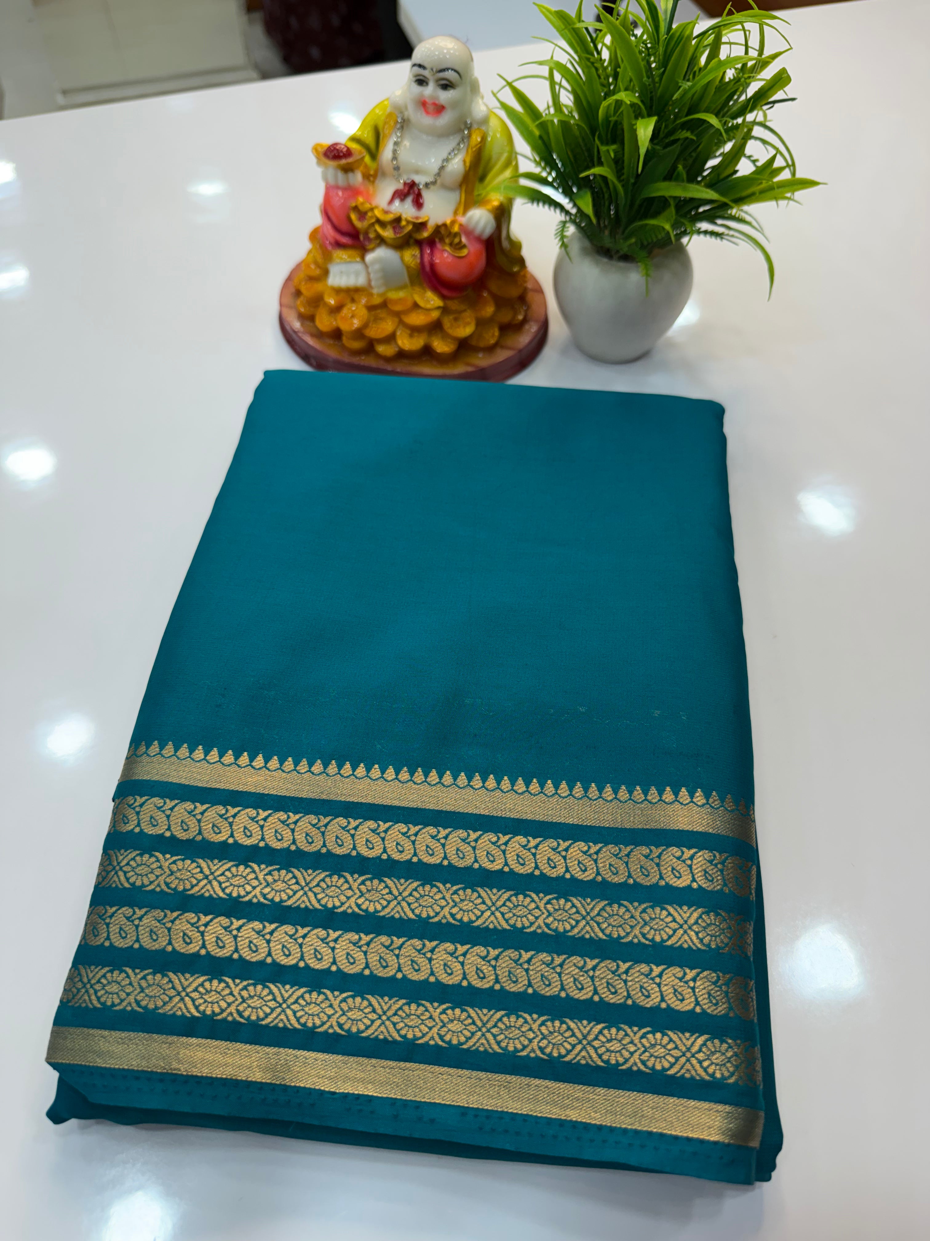 Premium Mysore Crepe Silk Saree with Mango Border – Elegant Traditional Weave