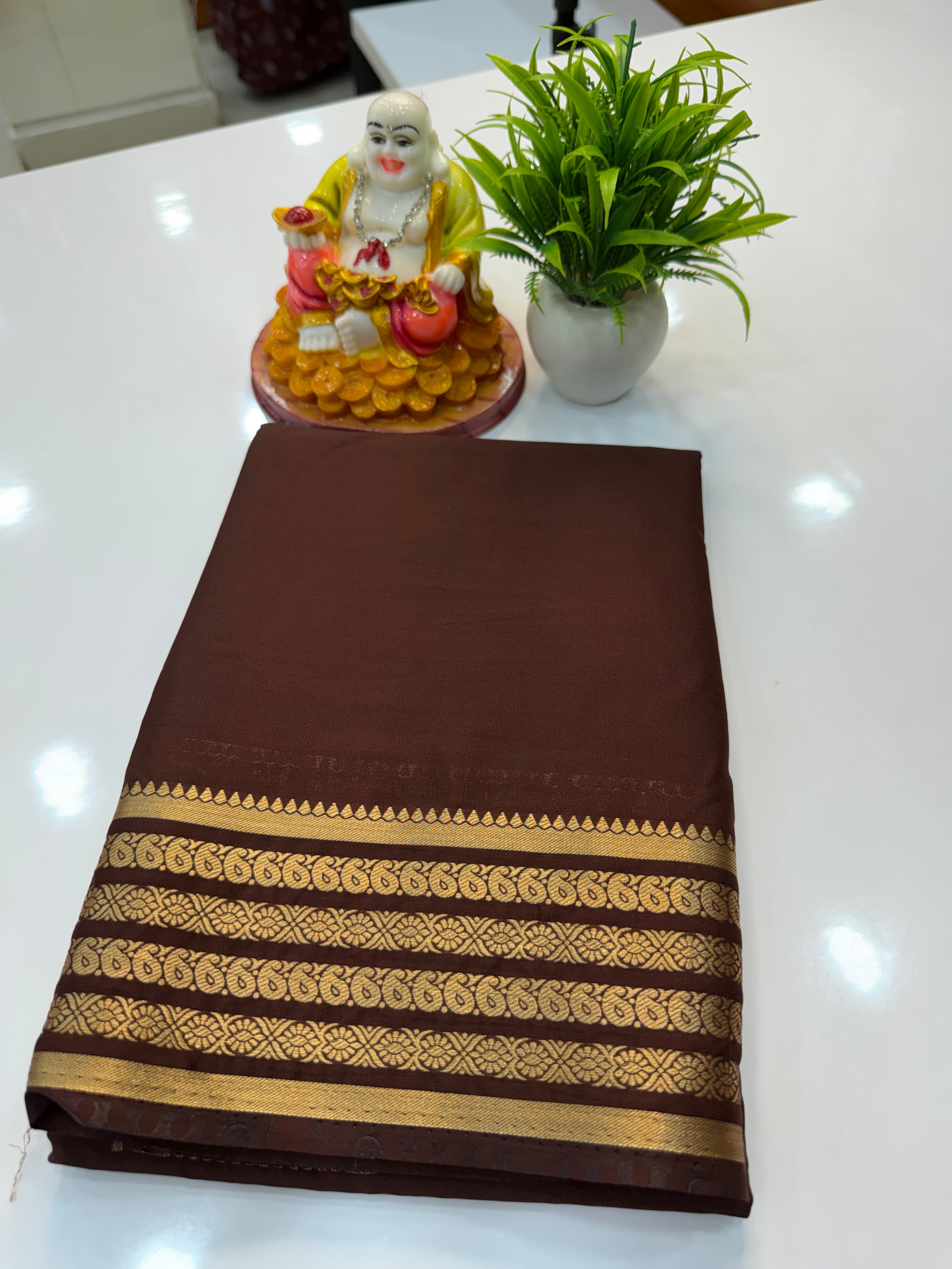 Premium Mysore Crepe Silk Saree with Mango Border – Elegant Traditional Weave