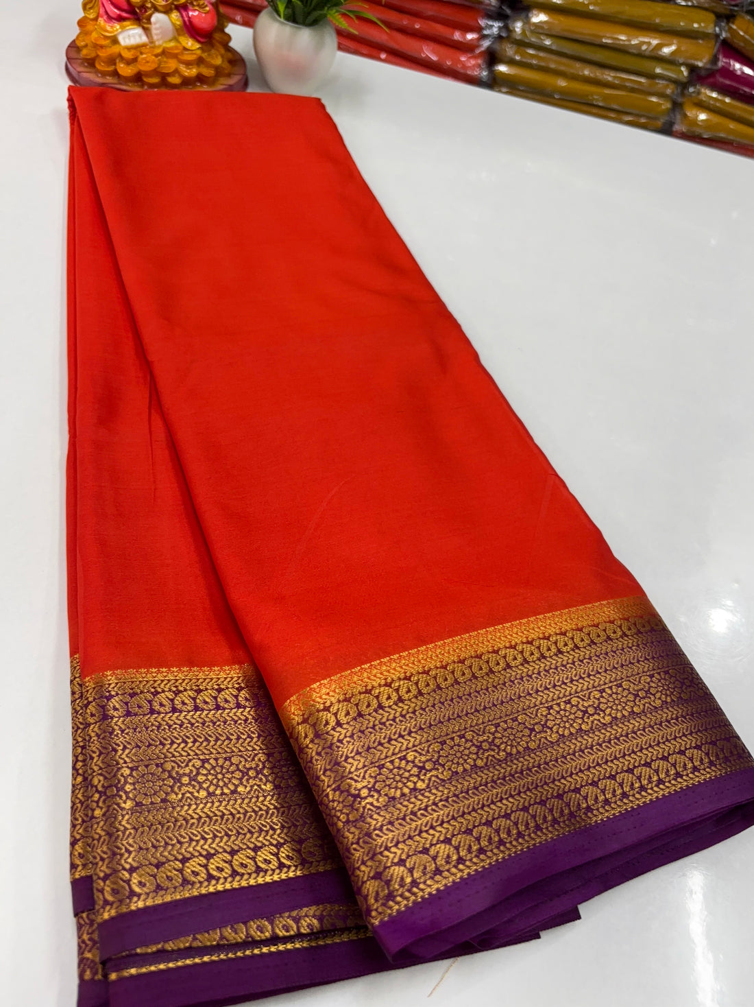 Mysore Crepe Silk Saree with Beautiful Contrast Border ✨