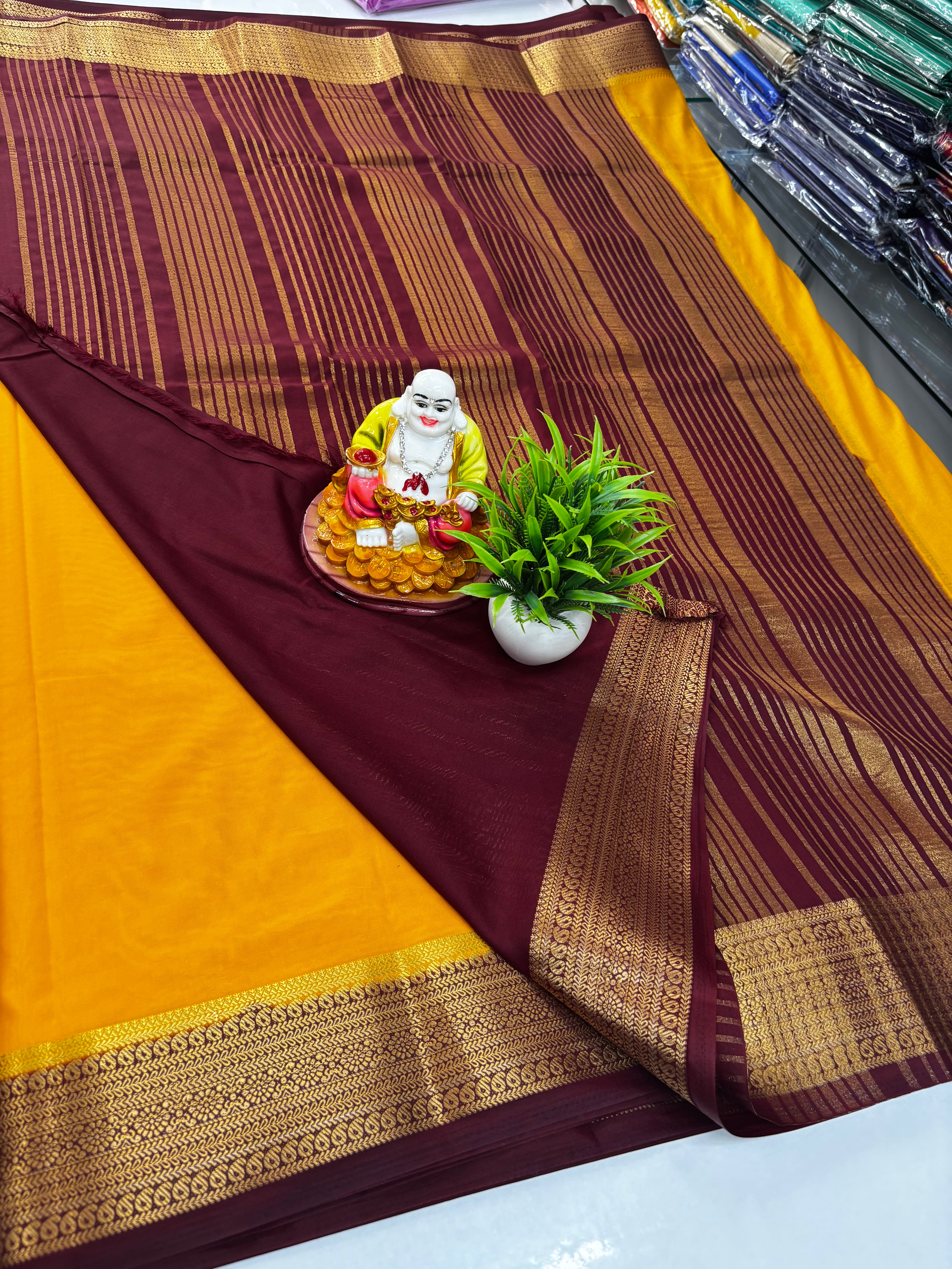 Mysore Crepe Silk Saree with Beautiful Contrast Border ✨