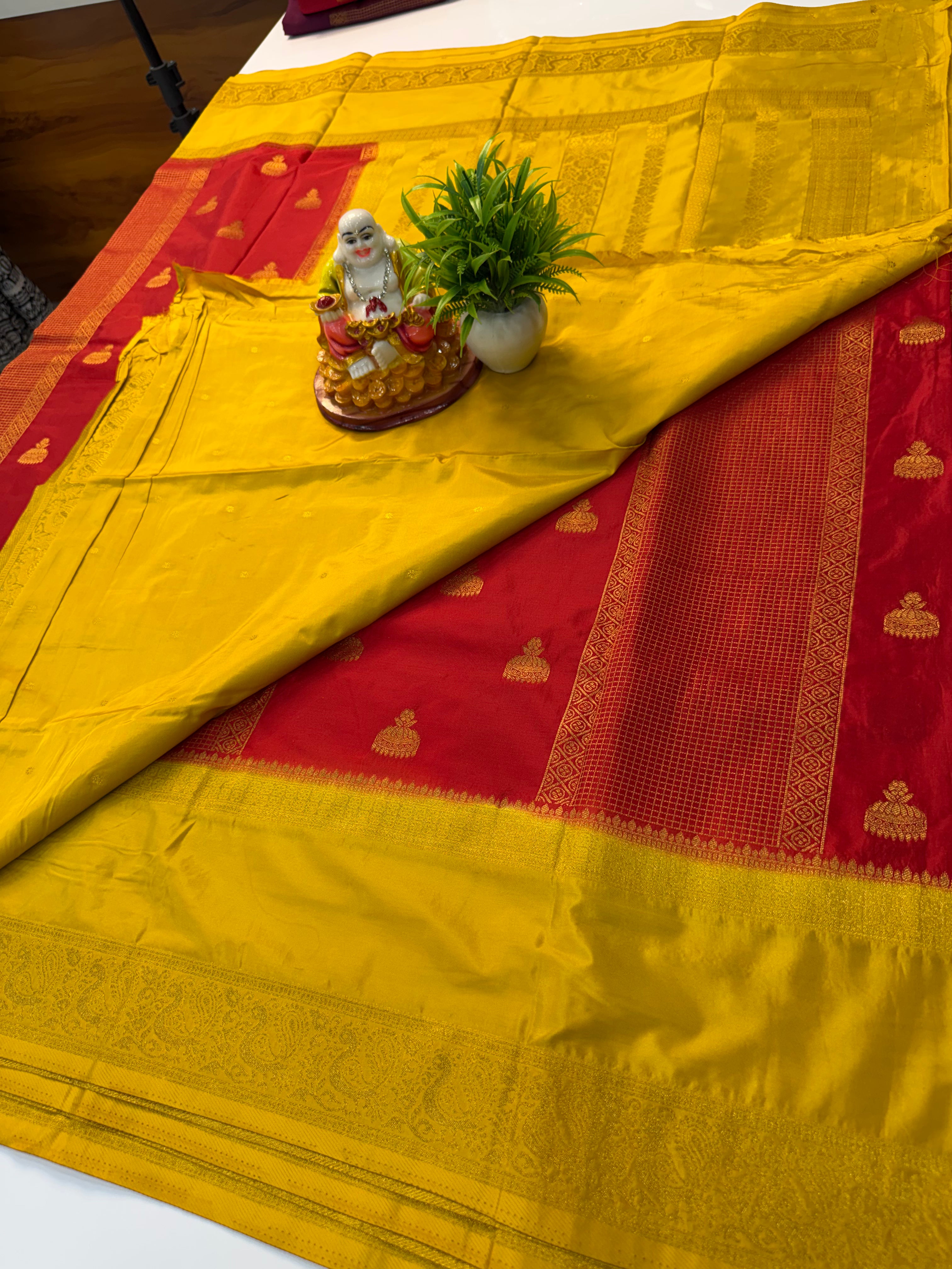 Premium Mysore Crepe Silk Saree with Jhumka Design & Rich Pallu | Padmavathi Silks and Sarees