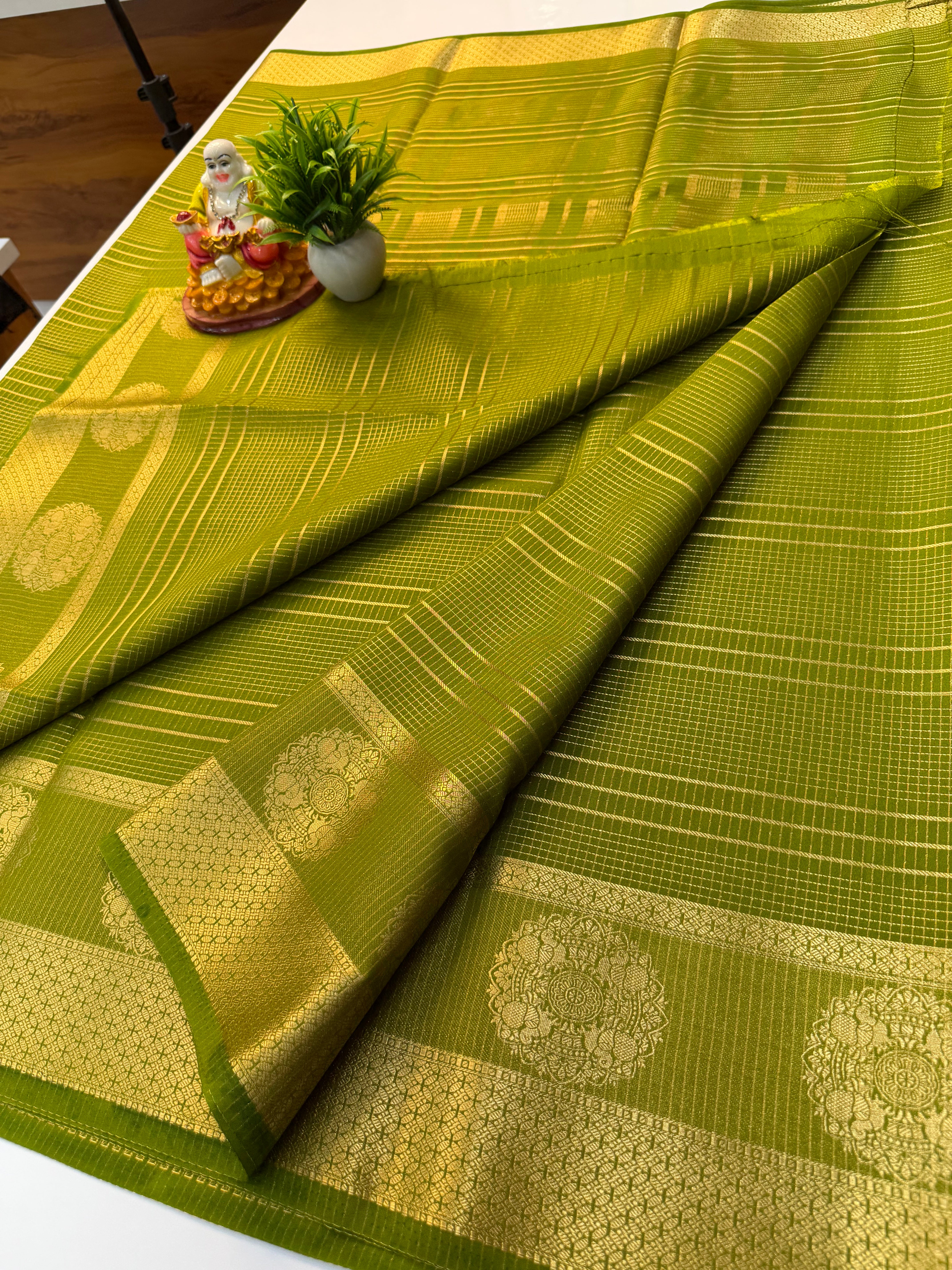 Mysore Crepe Silk Saree with Stripes – Elegant Traditional Wear | Padmavathi Silks and Sarees