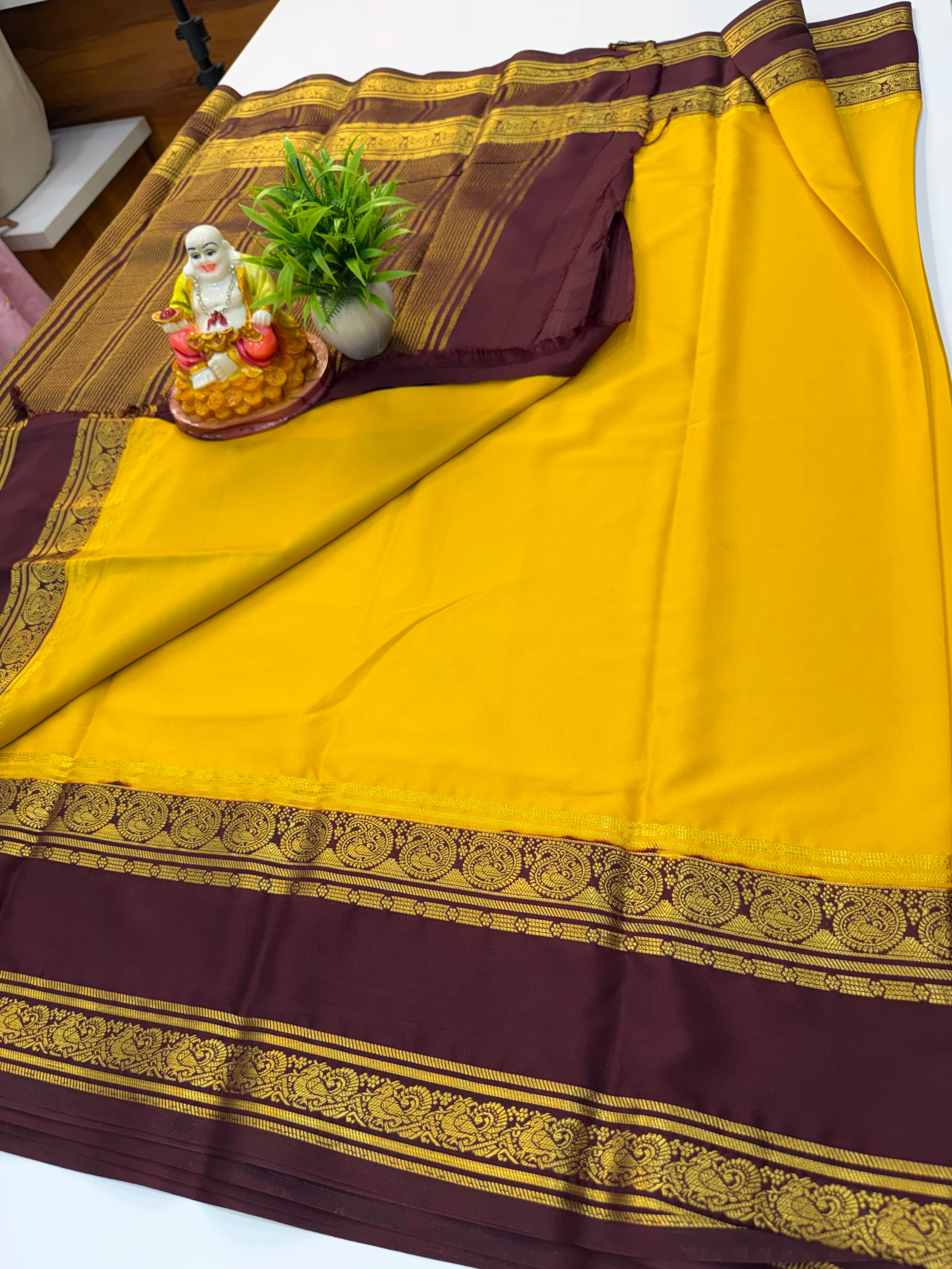 Mysore Crepe Silk Saree with Mango Bentex Border | Padmavathi Silks and Sarees