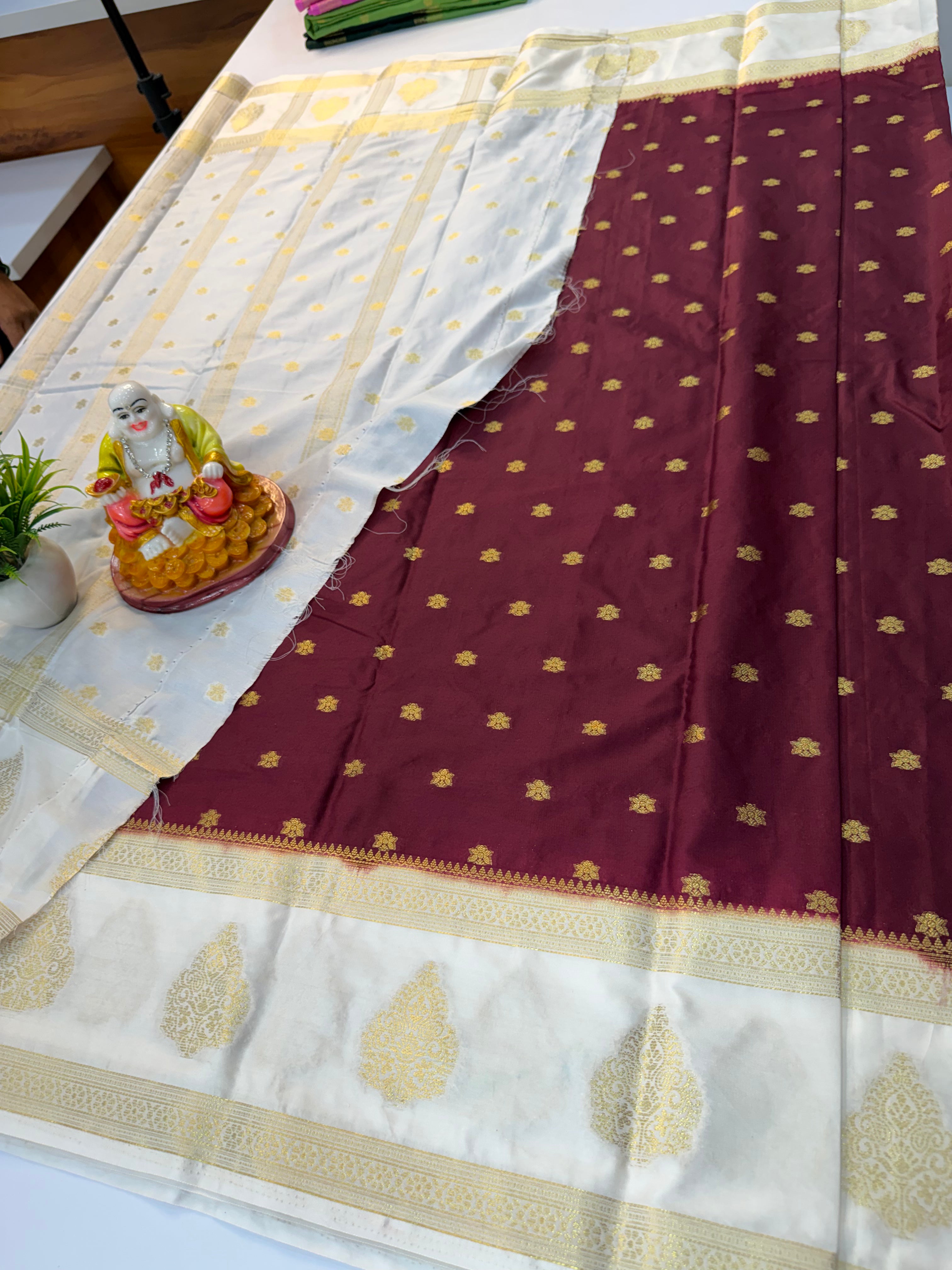 Mysore Crepe Silk Saree with Beautiful Buttas & Bentex Border
