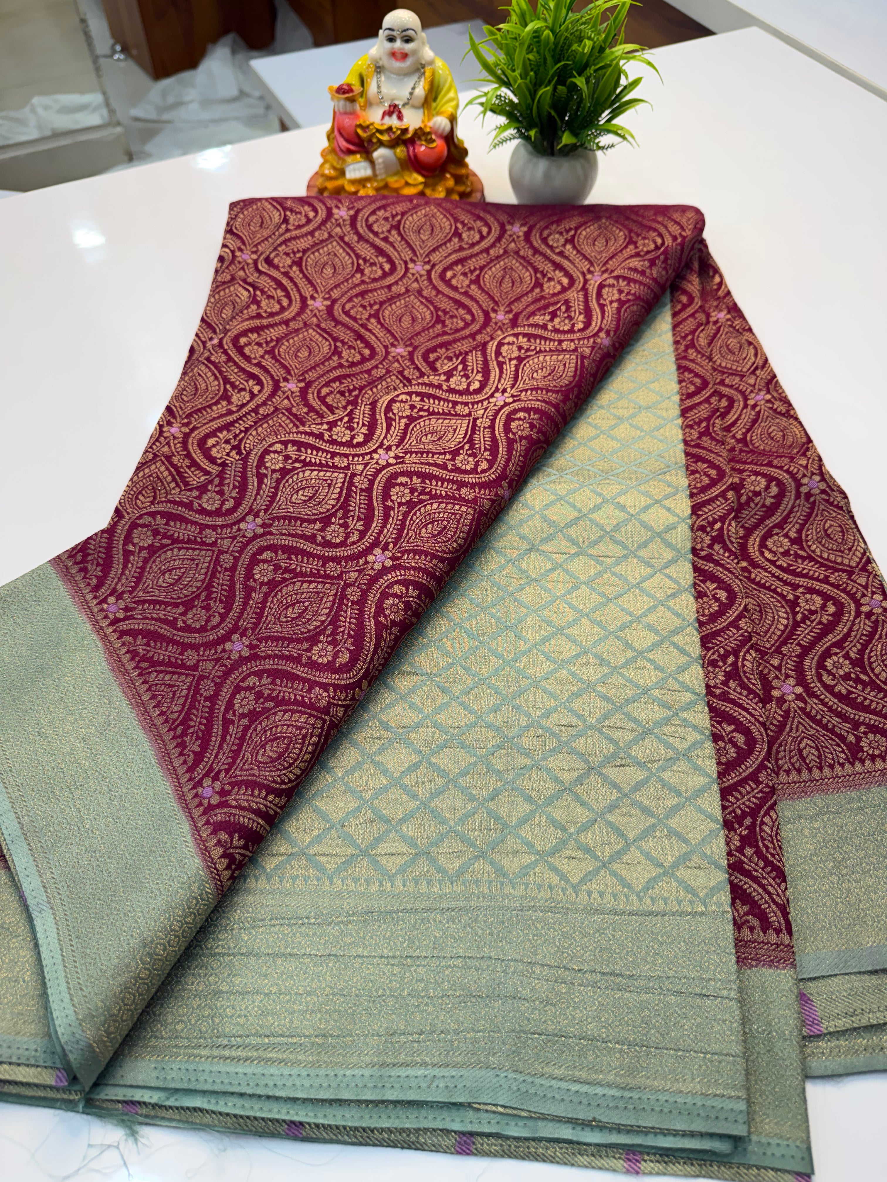 Premium Wrinkle Crepe Silk Saree with Jaal Pattern