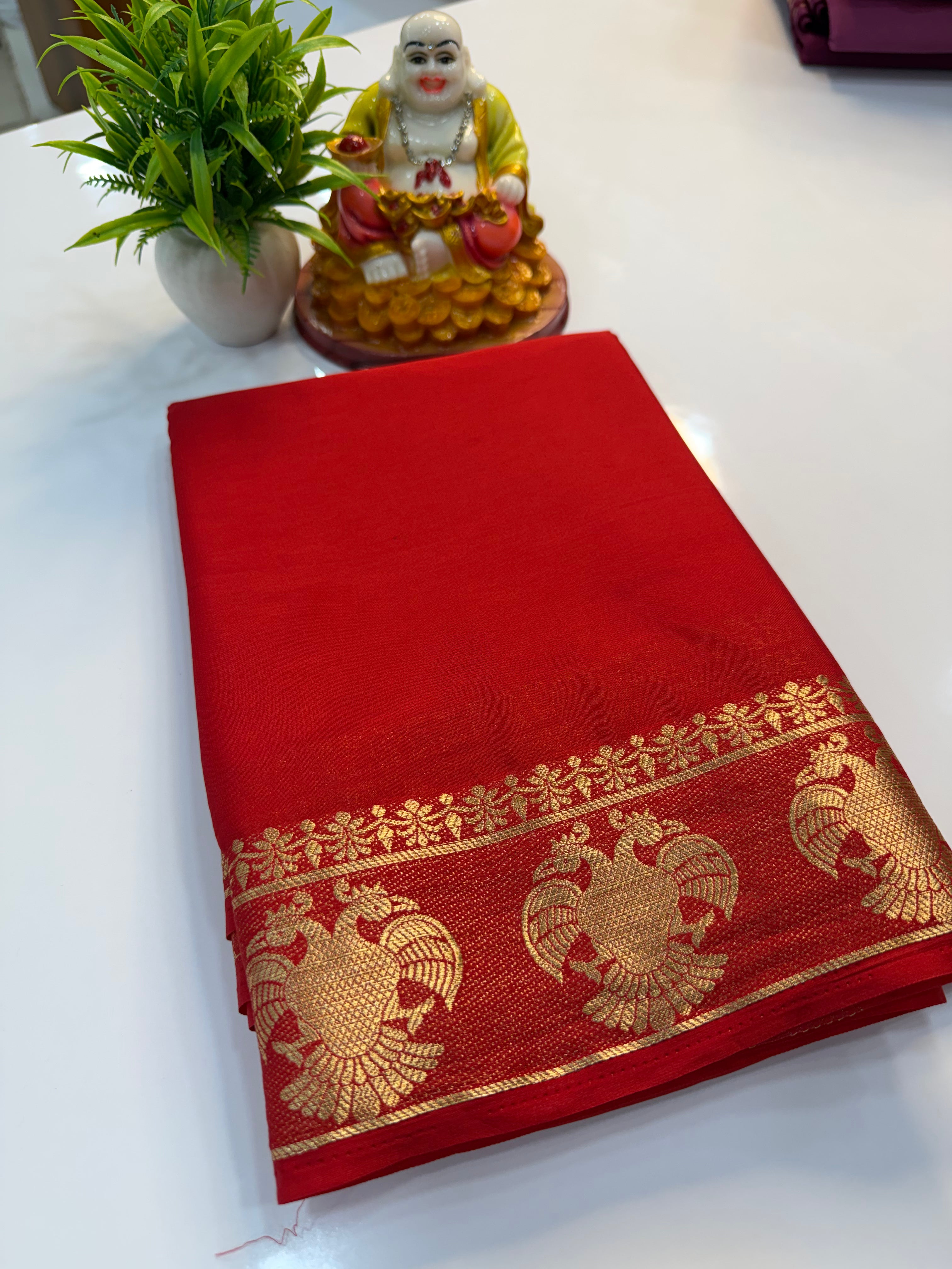 Mysore Crepe Silk Saree with Garuda Border & Chit Pallu