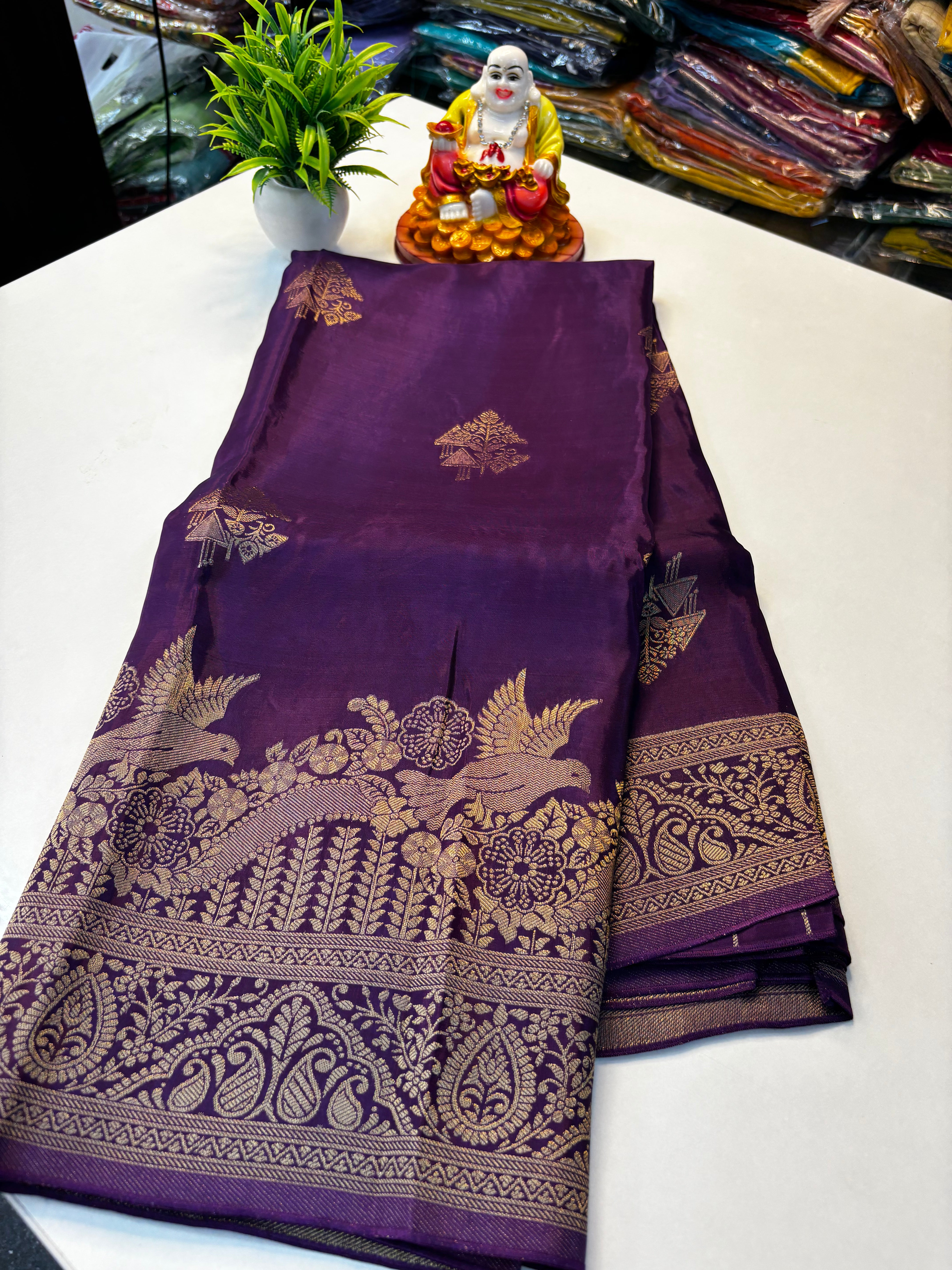 Premium Viscose Saree with Beautiful Parrot Design – Rich Pallu