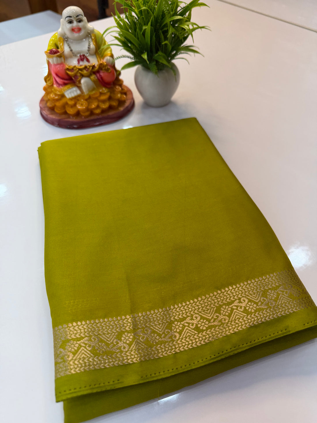 Mysore Crepe Silk Saree with Elegant Small Border