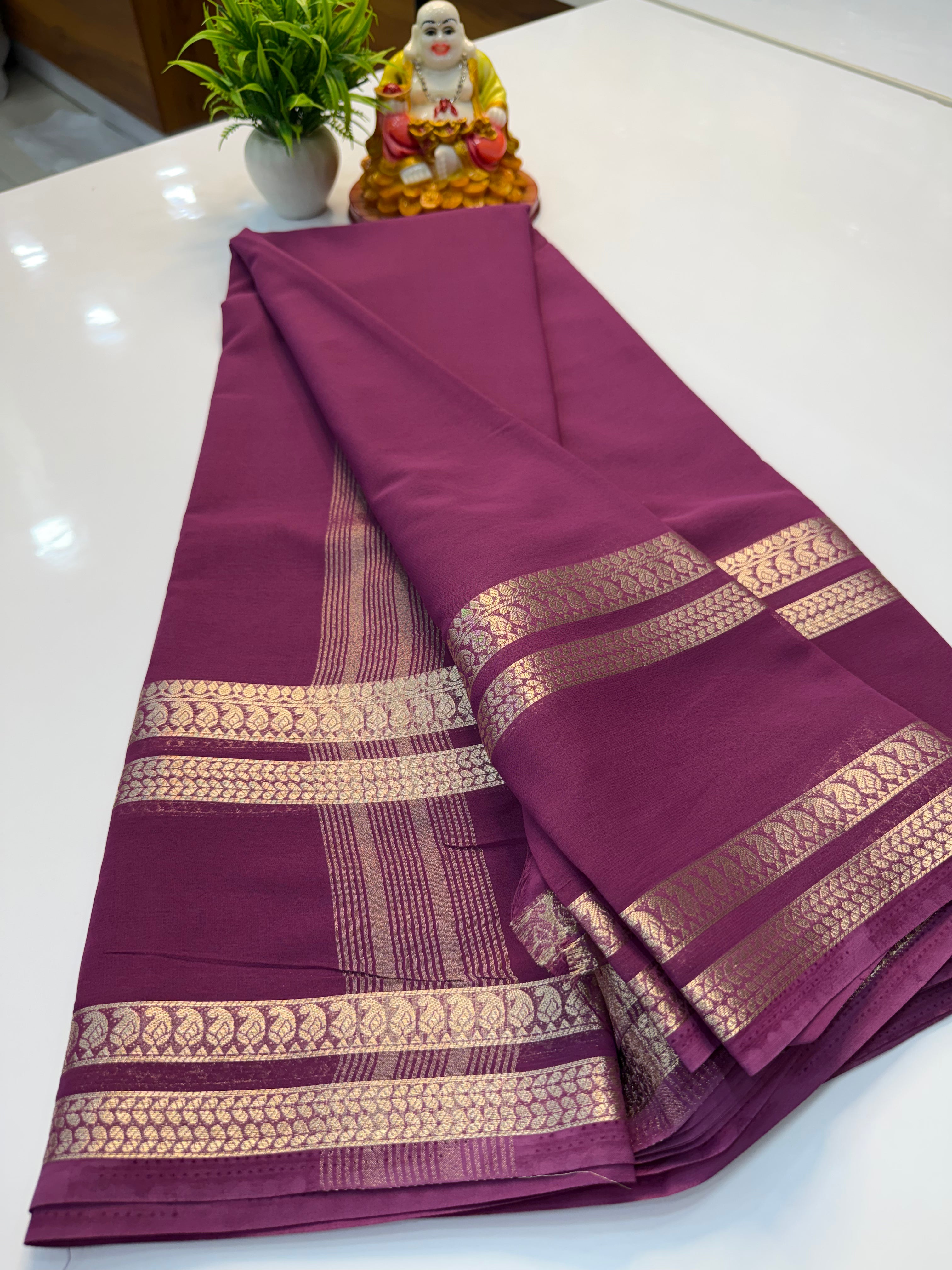 Beautiful Chiffon Saree with Mango Bentex Border –