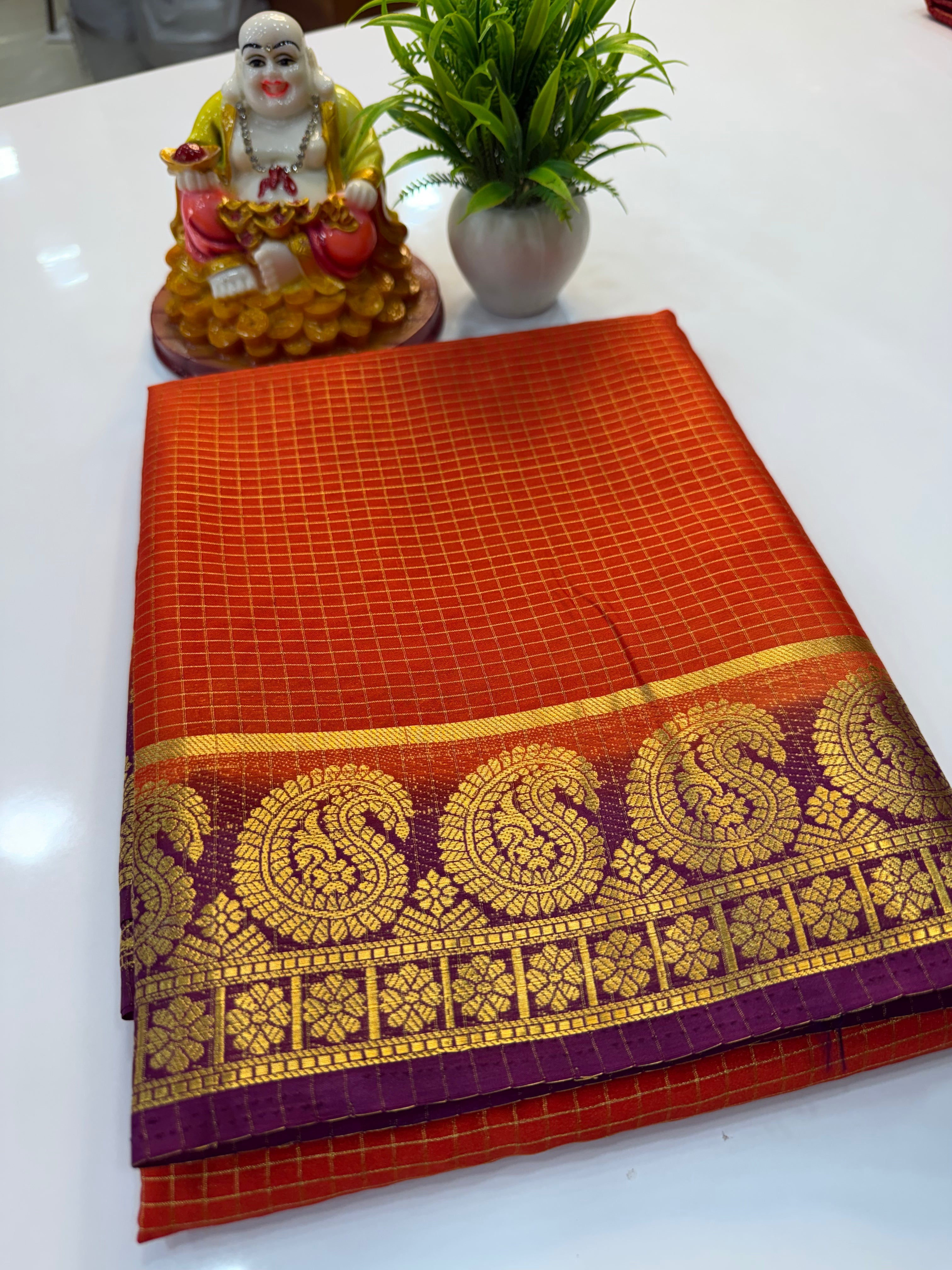 Mysore Crepe Silk Saree with Mango Border Checks Pattern | Padmavathi Silks and Sarees