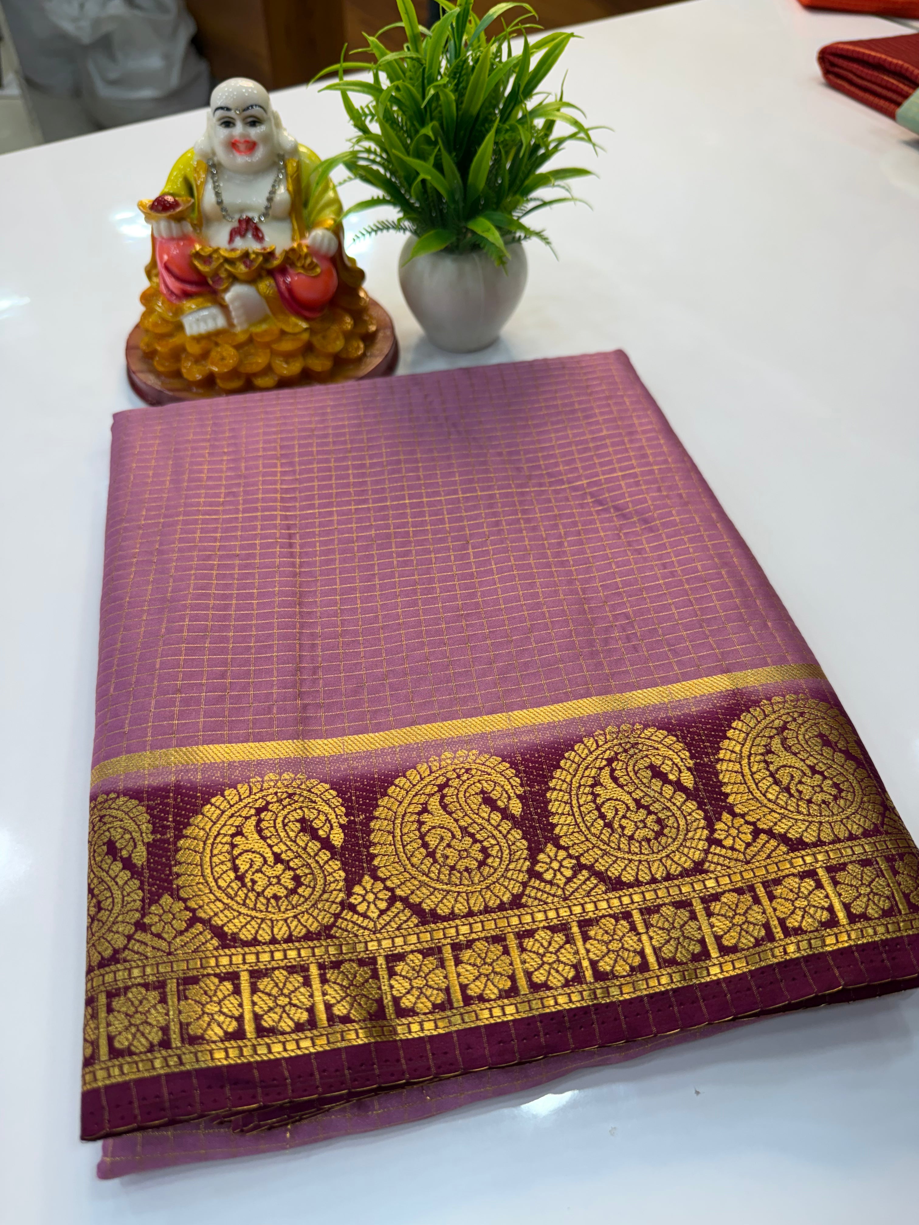 Mysore Crepe Silk Saree with Mango Border Checks Pattern | Padmavathi Silks and Sarees