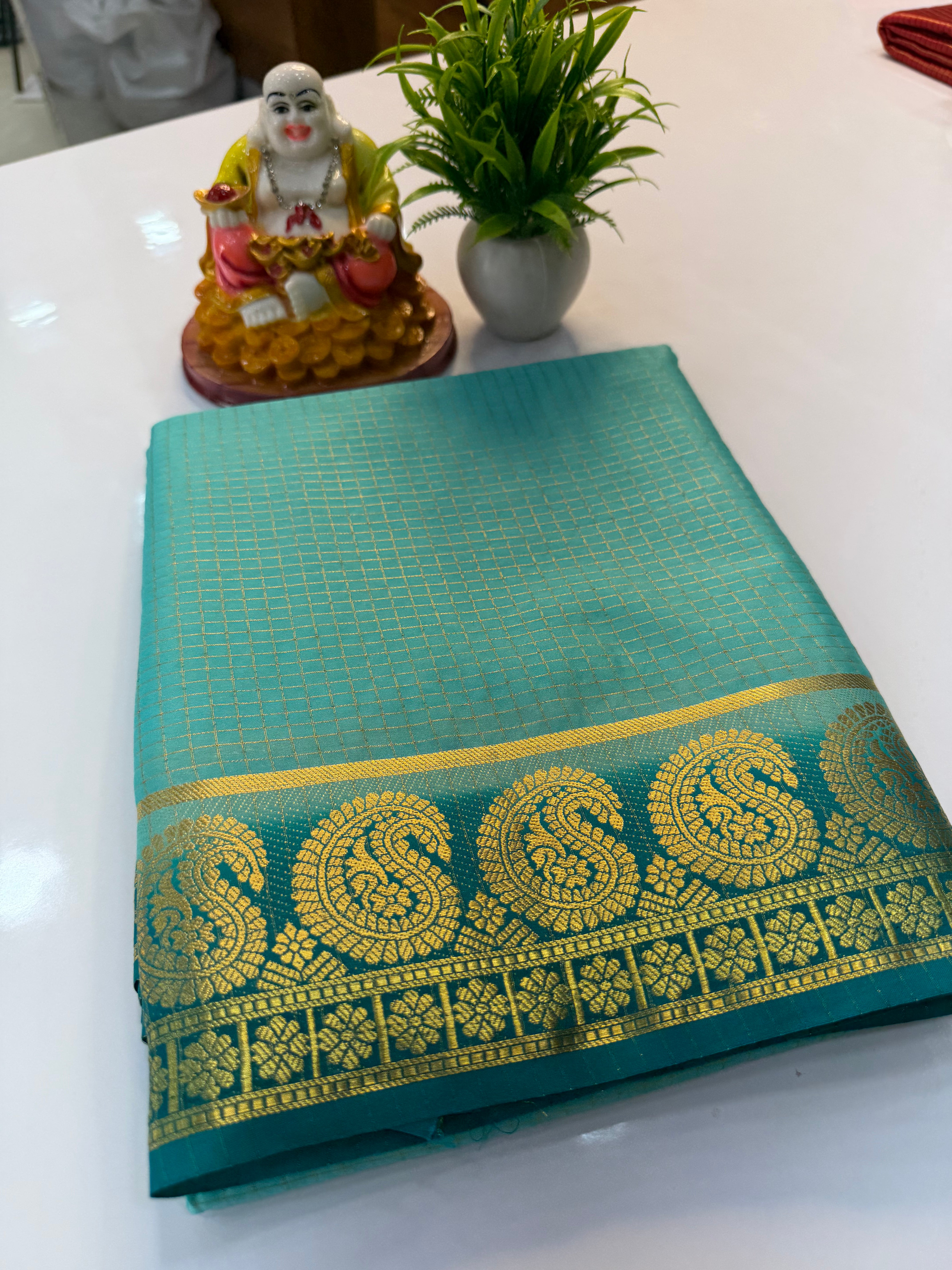 Mysore Crepe Silk Saree with Mango Border Checks Pattern | Padmavathi Silks and Sarees