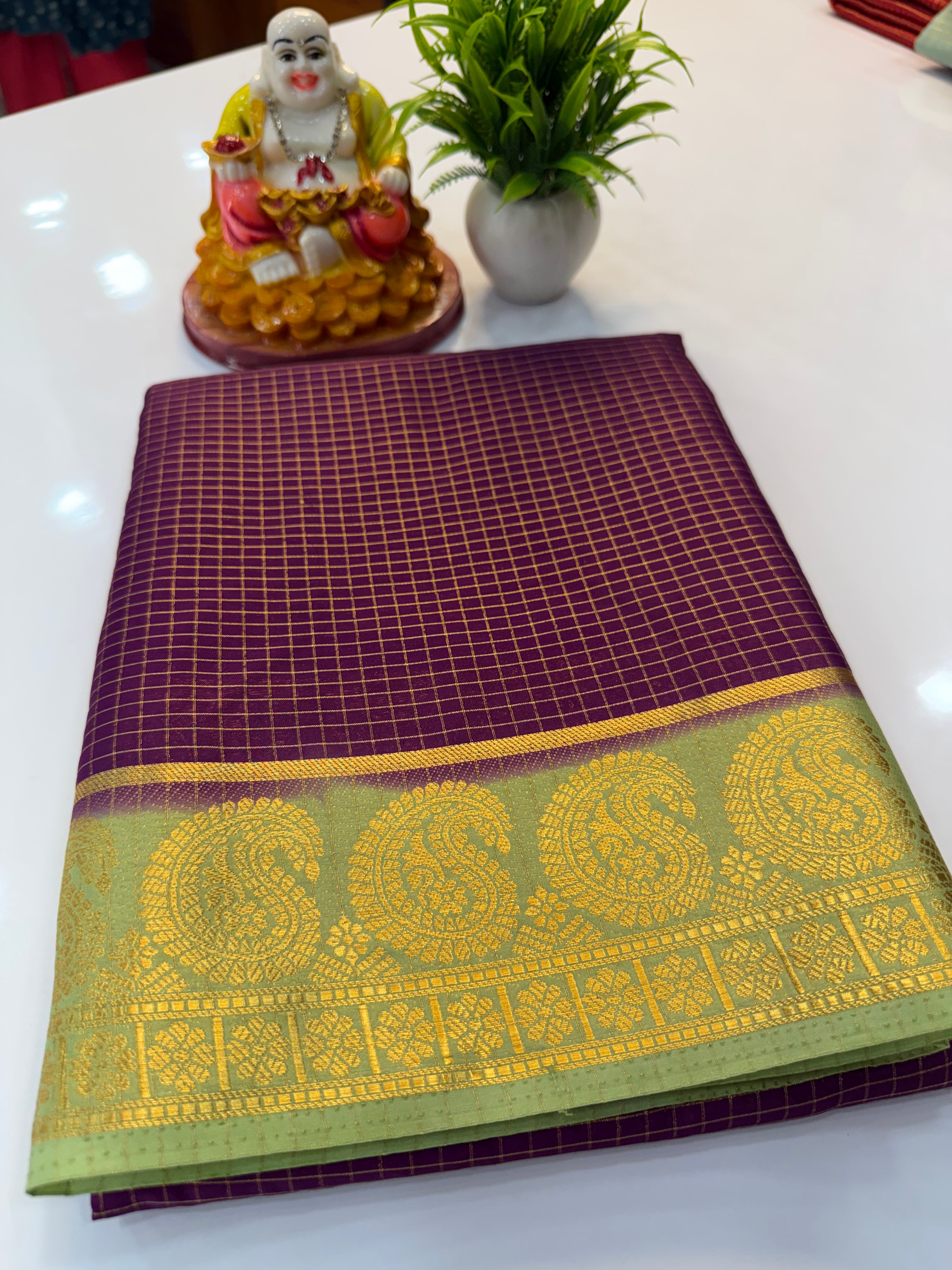 Mysore Crepe Silk Saree with Mango Border Checks Pattern | Padmavathi Silks and Sarees