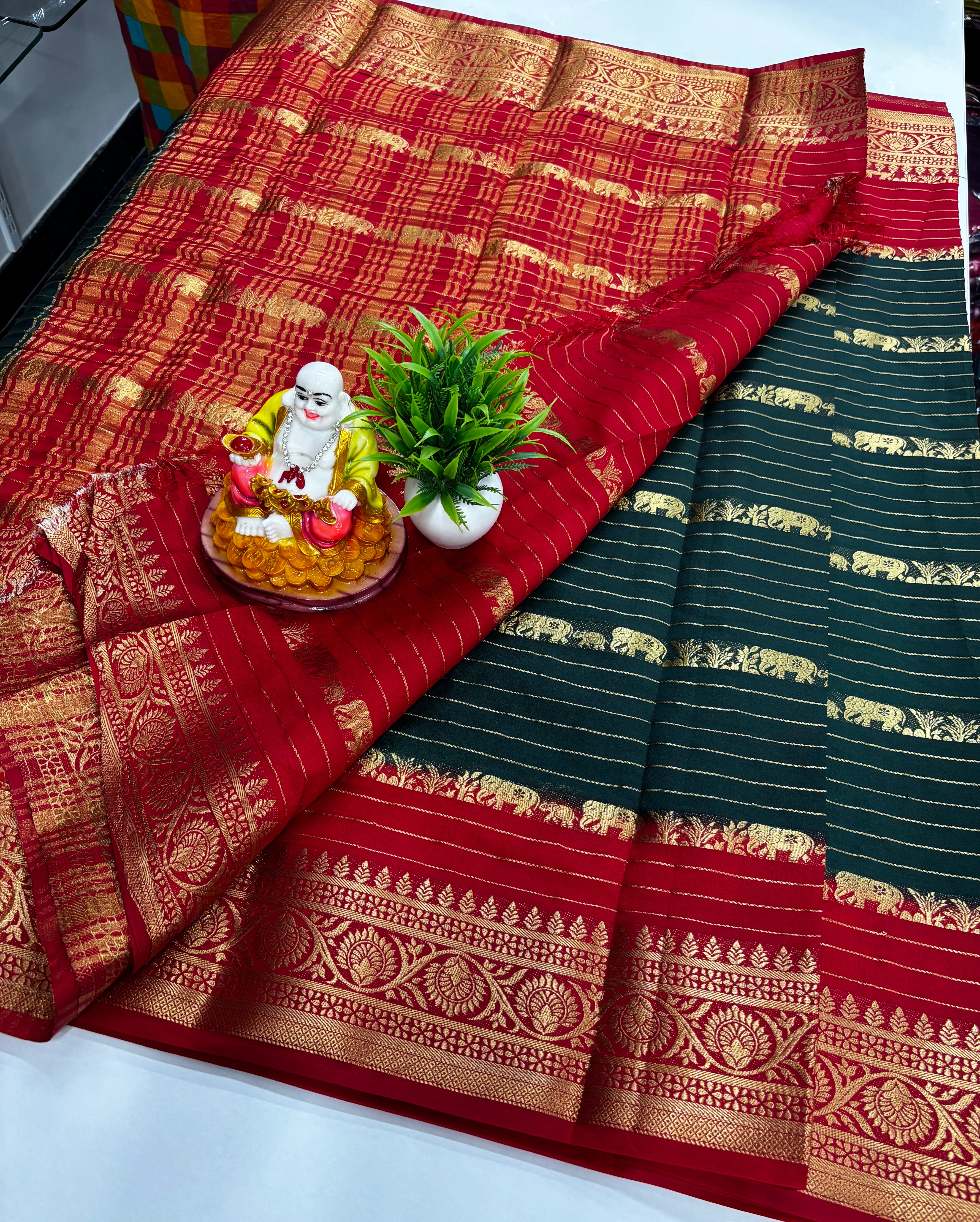 Beautiful Mysore Crepe Silk Saree with Elephant Stripes