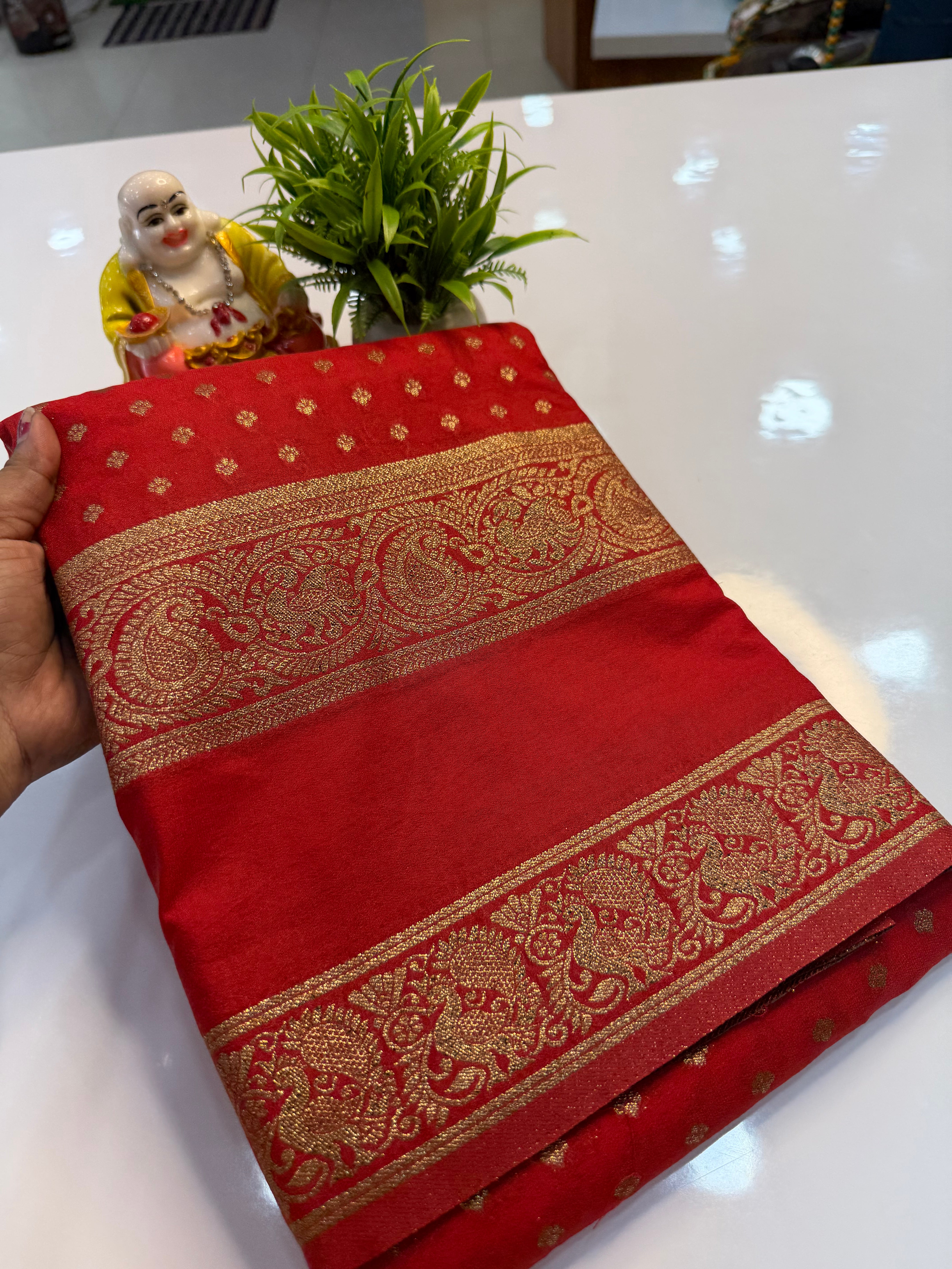 Premium Georgette Saree with Elegant Buttas & Rich Pallu