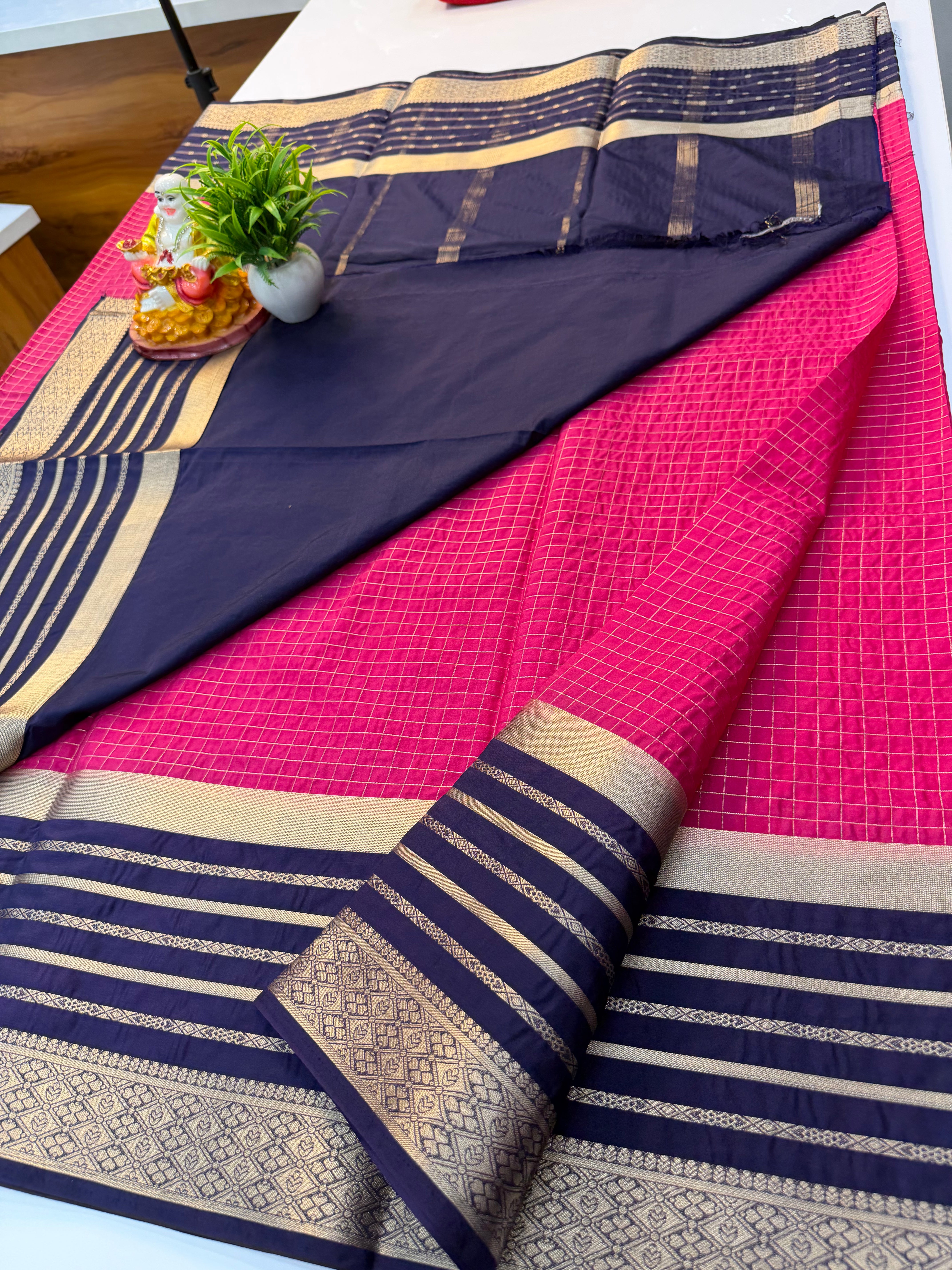 Mysore Crepe Silk Saree with Elegant Checks Pattern