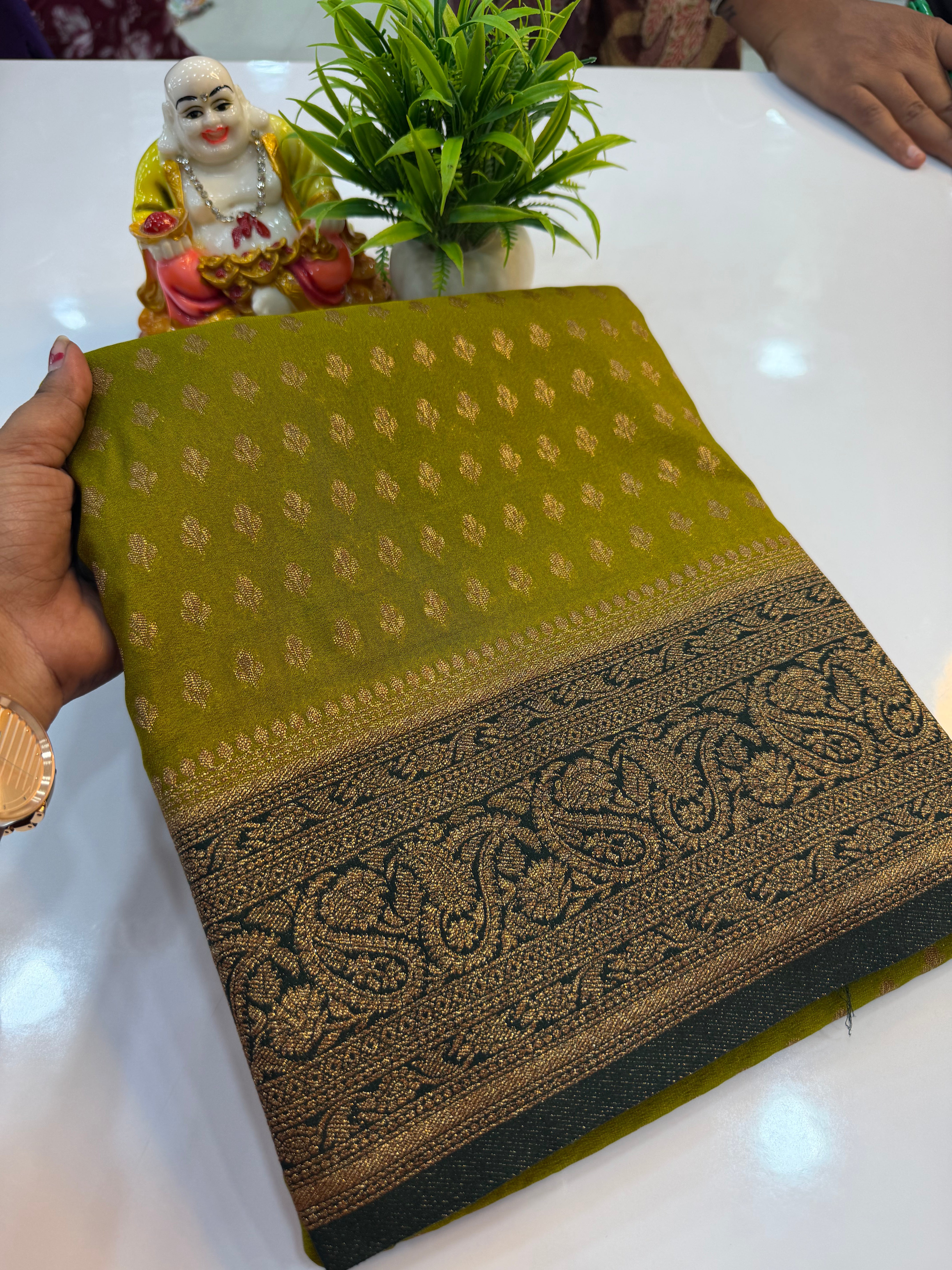 Premium Georgette Saree with Buttas | Rich Pallu & Butta Blouse