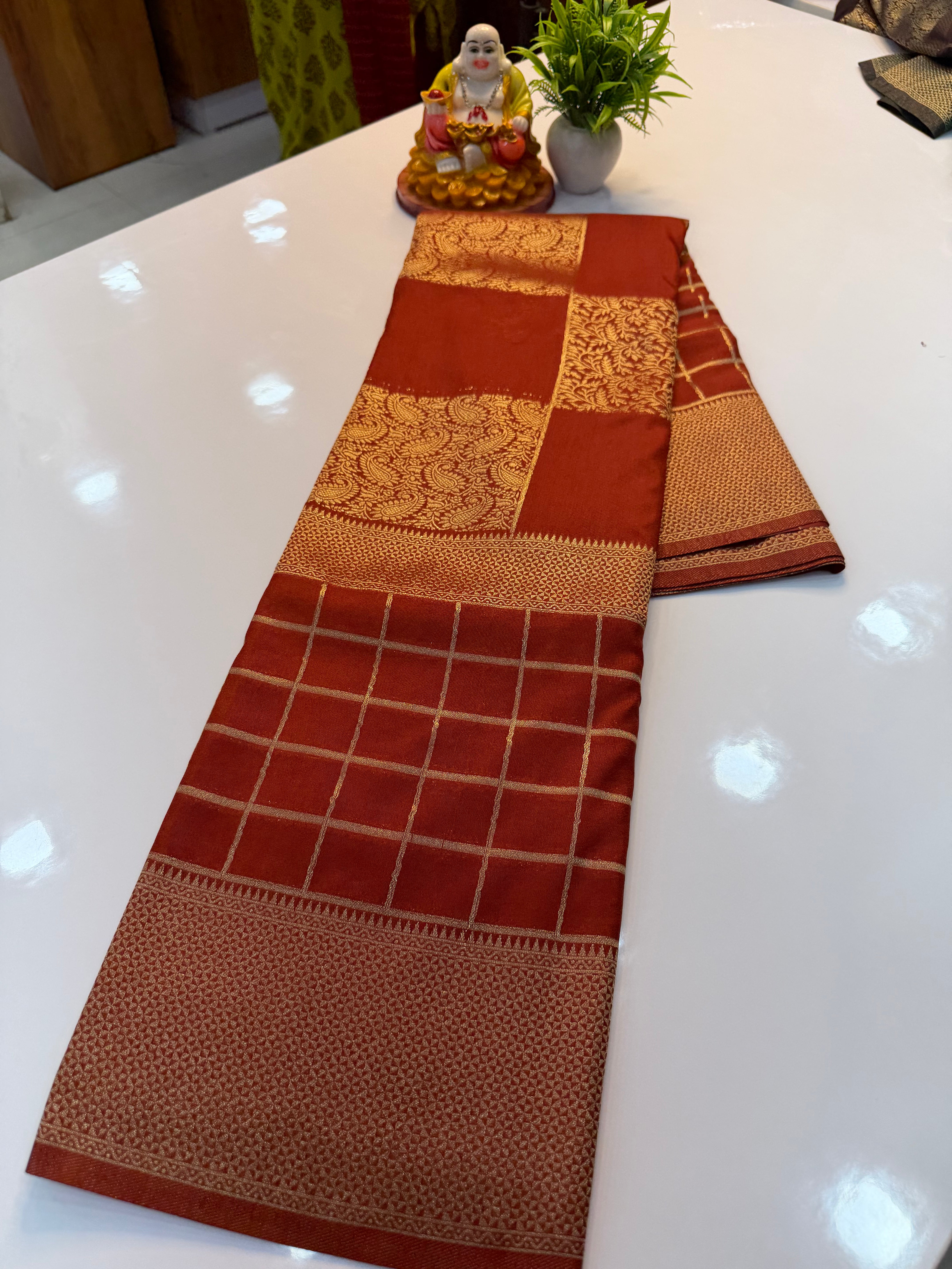Premium Georgette Saree with Checks Pattern & Rich Pallu | Padmavathi Silks and Sarees