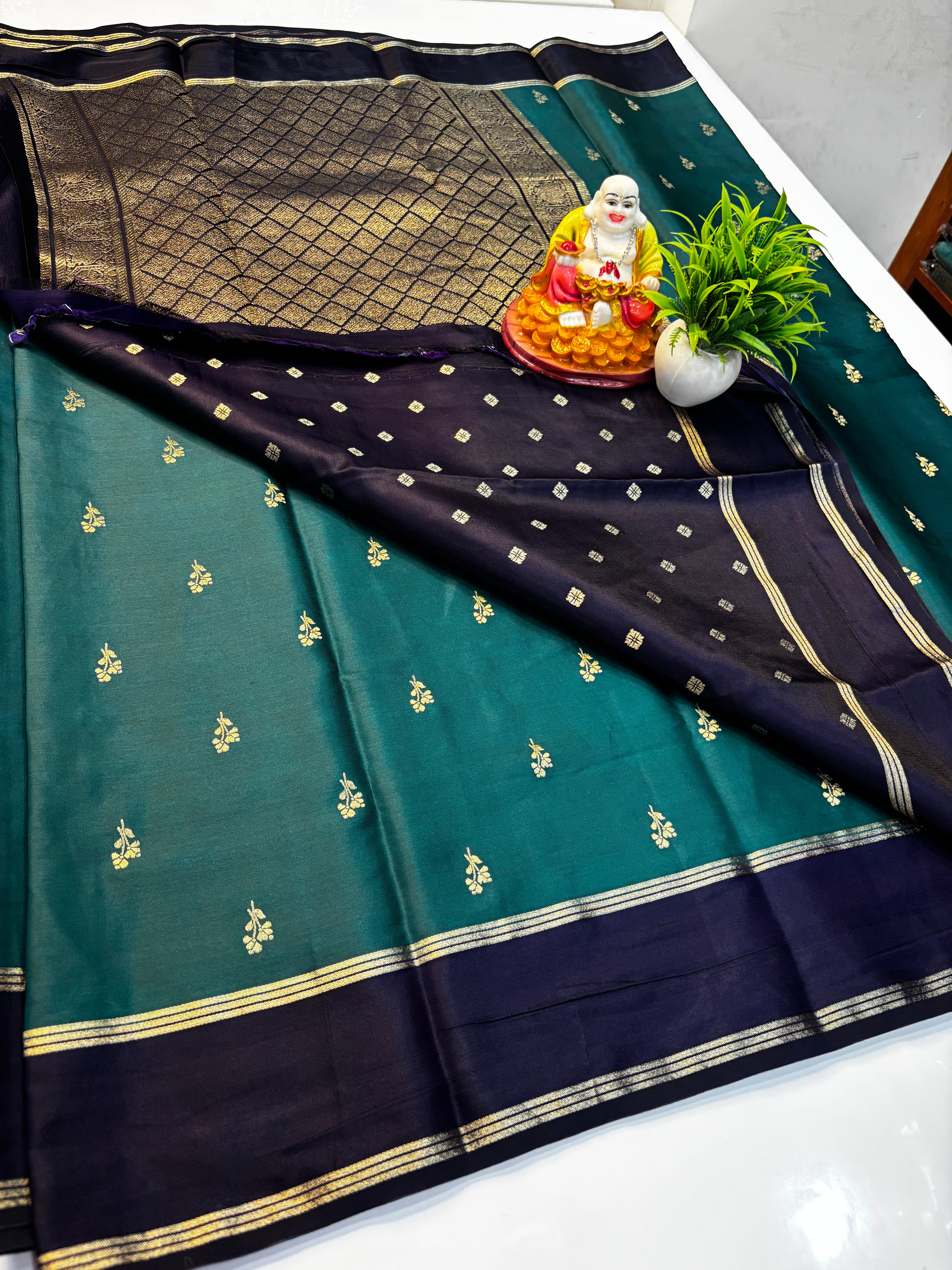 Premium Gajji Silk Saree with Butta Blouse & Rich Pallu