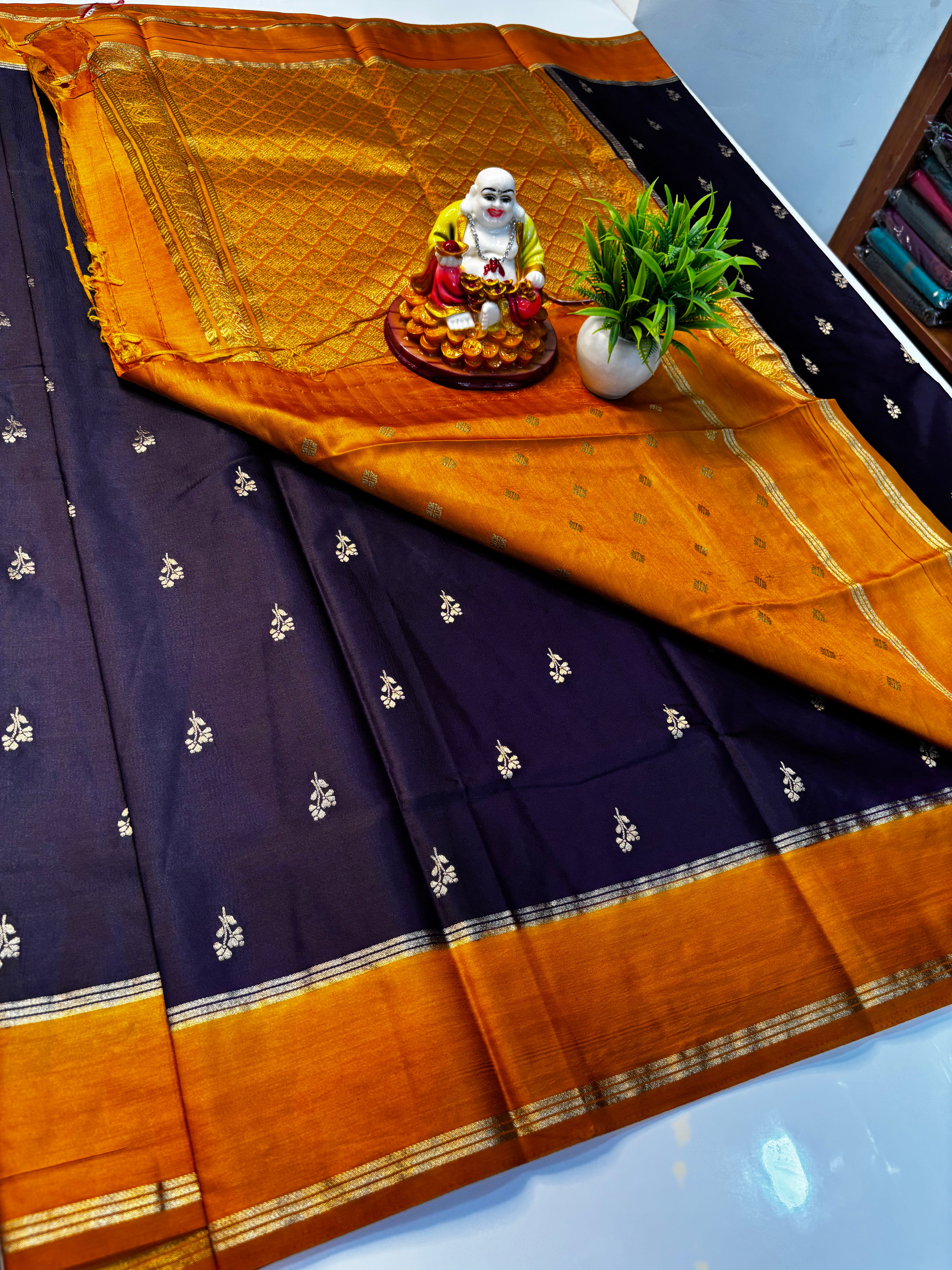 Premium Gajji Silk Saree with Butta Blouse & Rich Pallu