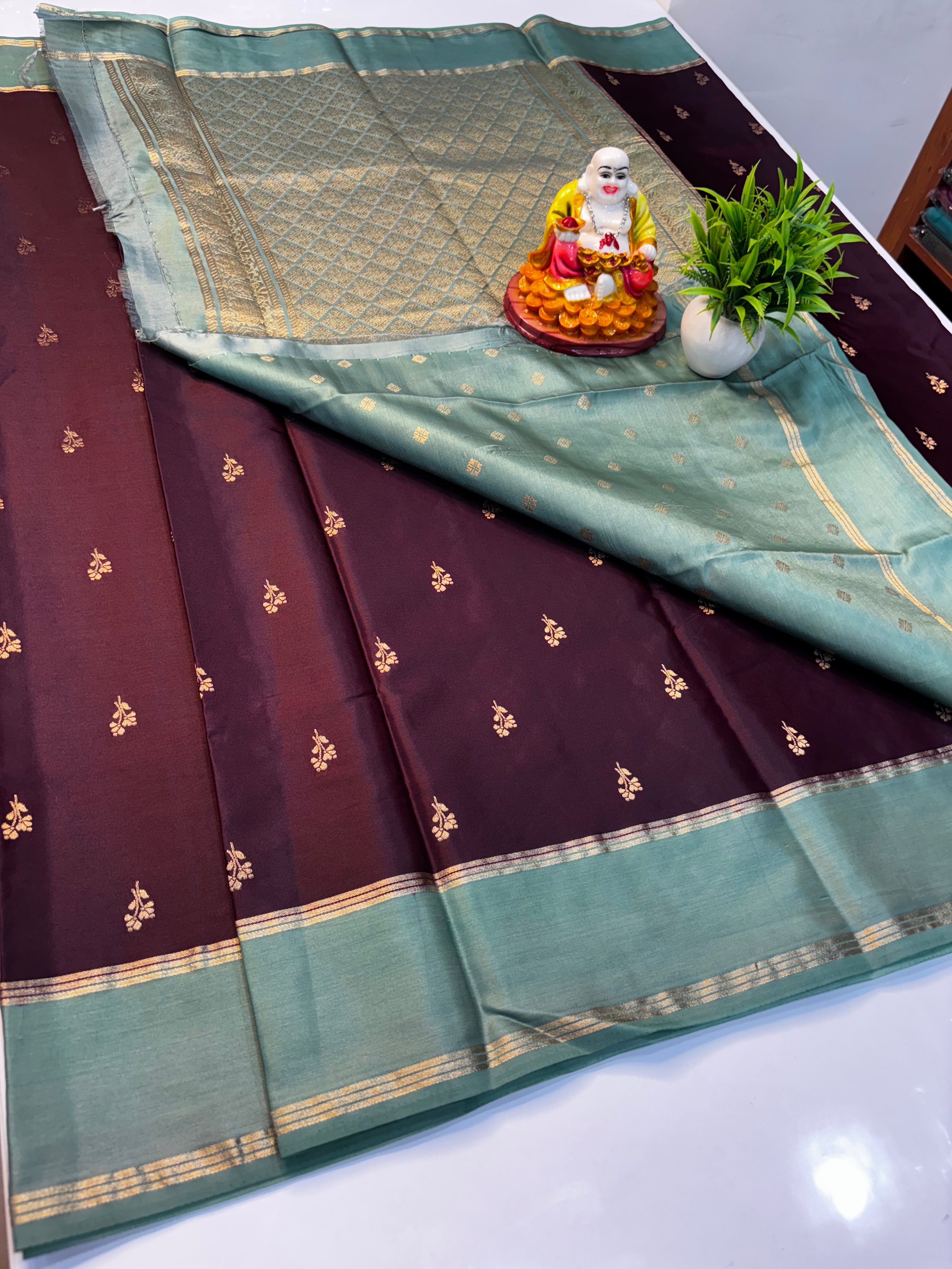 Premium Gajji Silk Saree with Butta Blouse & Rich Pallu