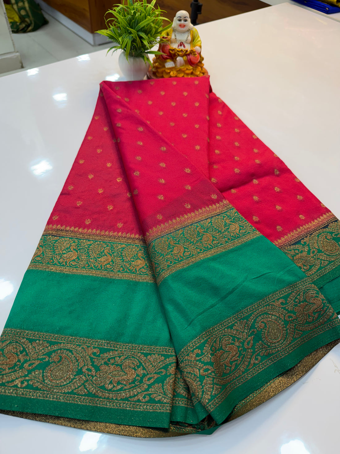 Premium Georgette Saree with Beautiful Buttas & Rich Pallu | Padmavathi Silks and Sarees Product Descriptio