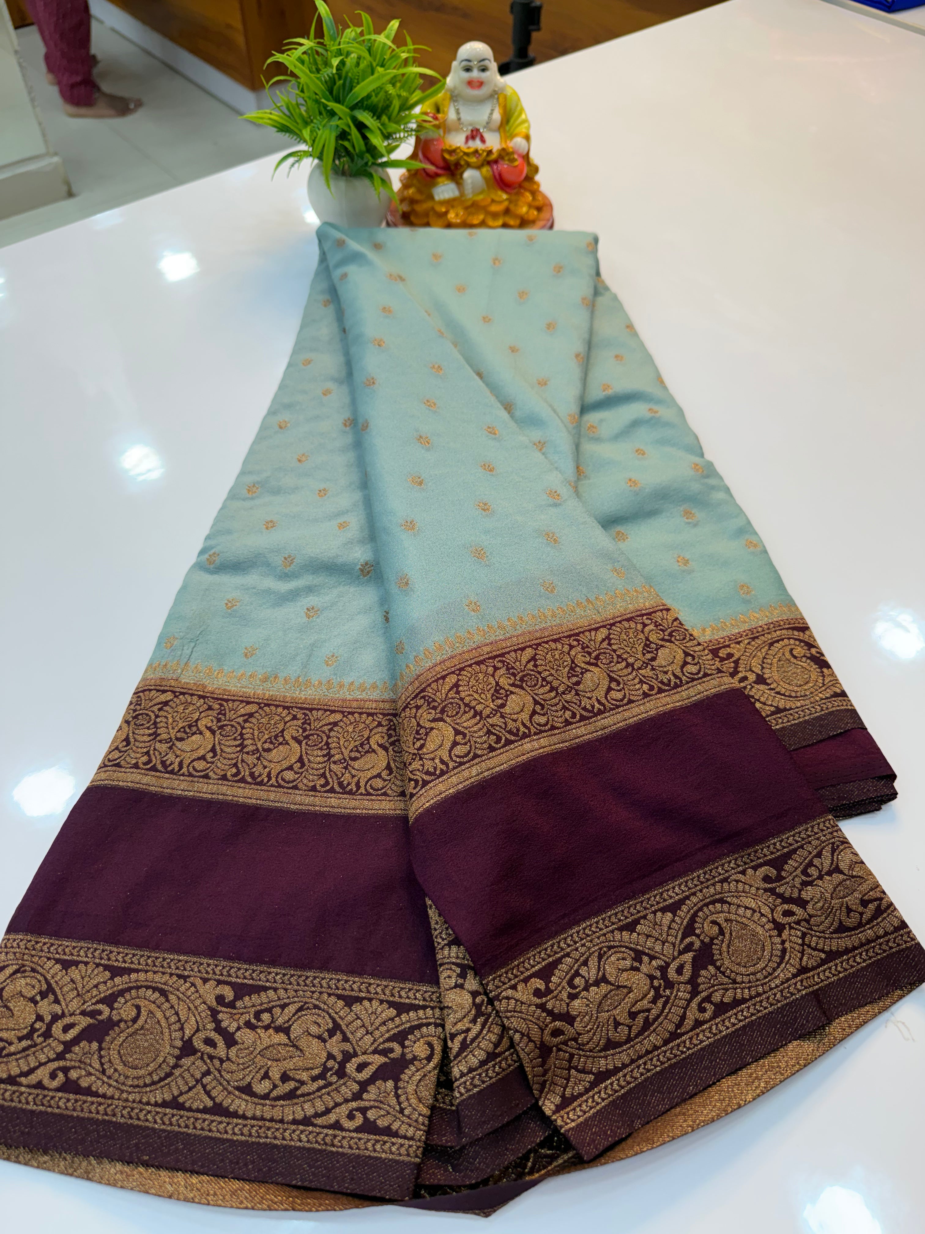 Premium Georgette Saree with Beautiful Buttas & Rich Pallu | Padmavathi Silks and Sarees Product Descriptio