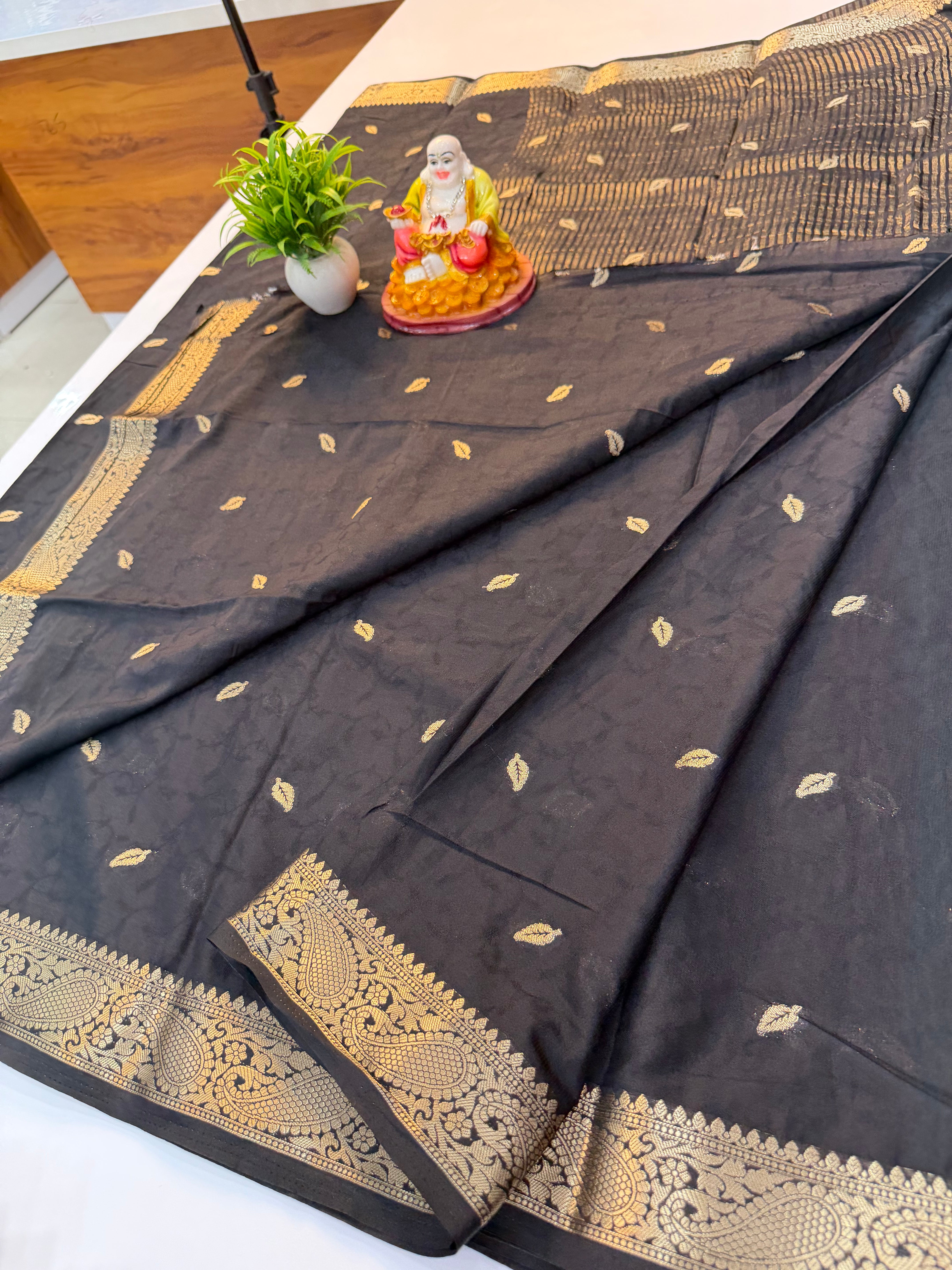 Mysore Crepe Silk Saree with Buttas & Golden Zari Rich Pallu