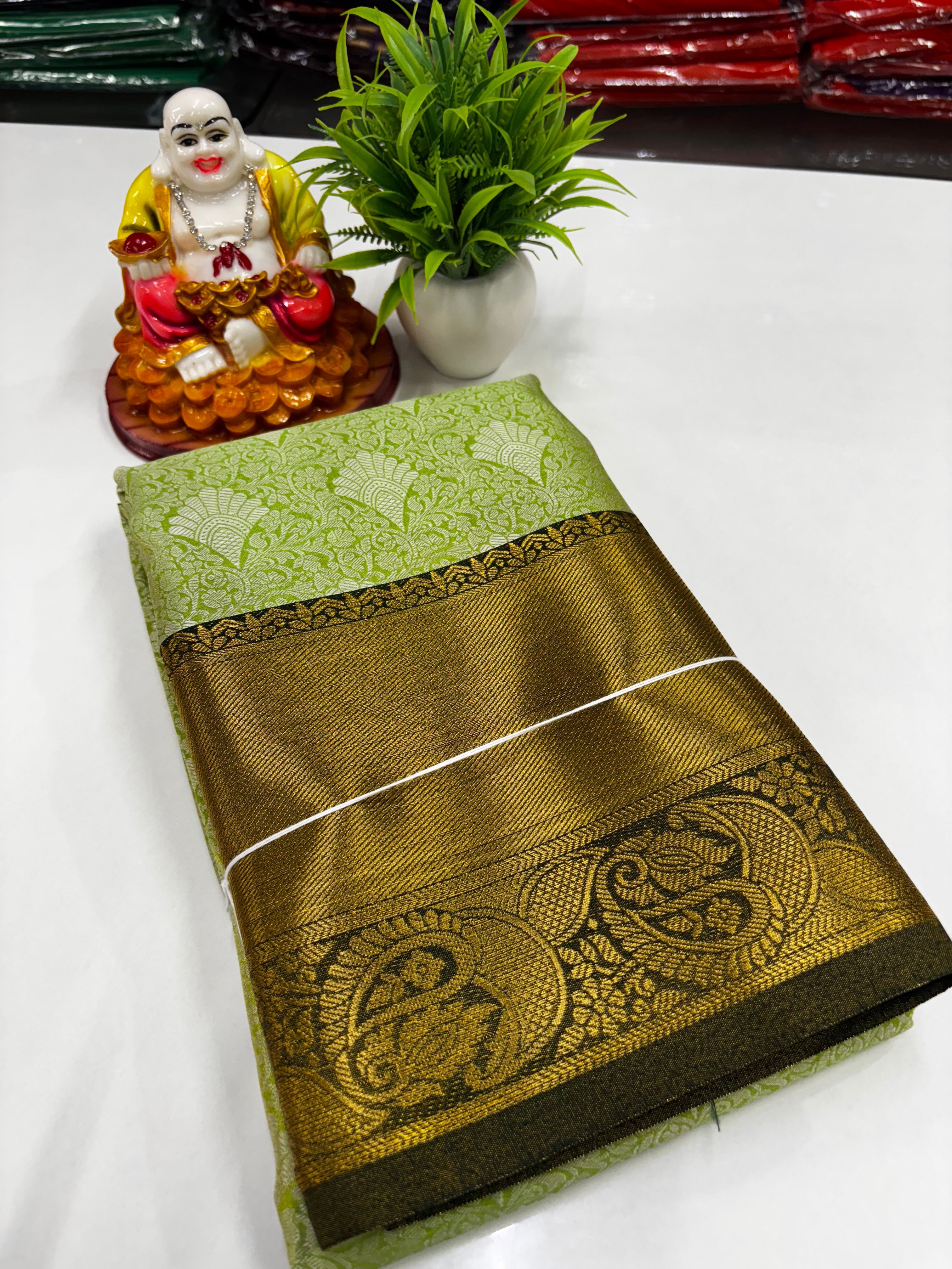 Elegant & Shiny Brocade Tissue Sarees