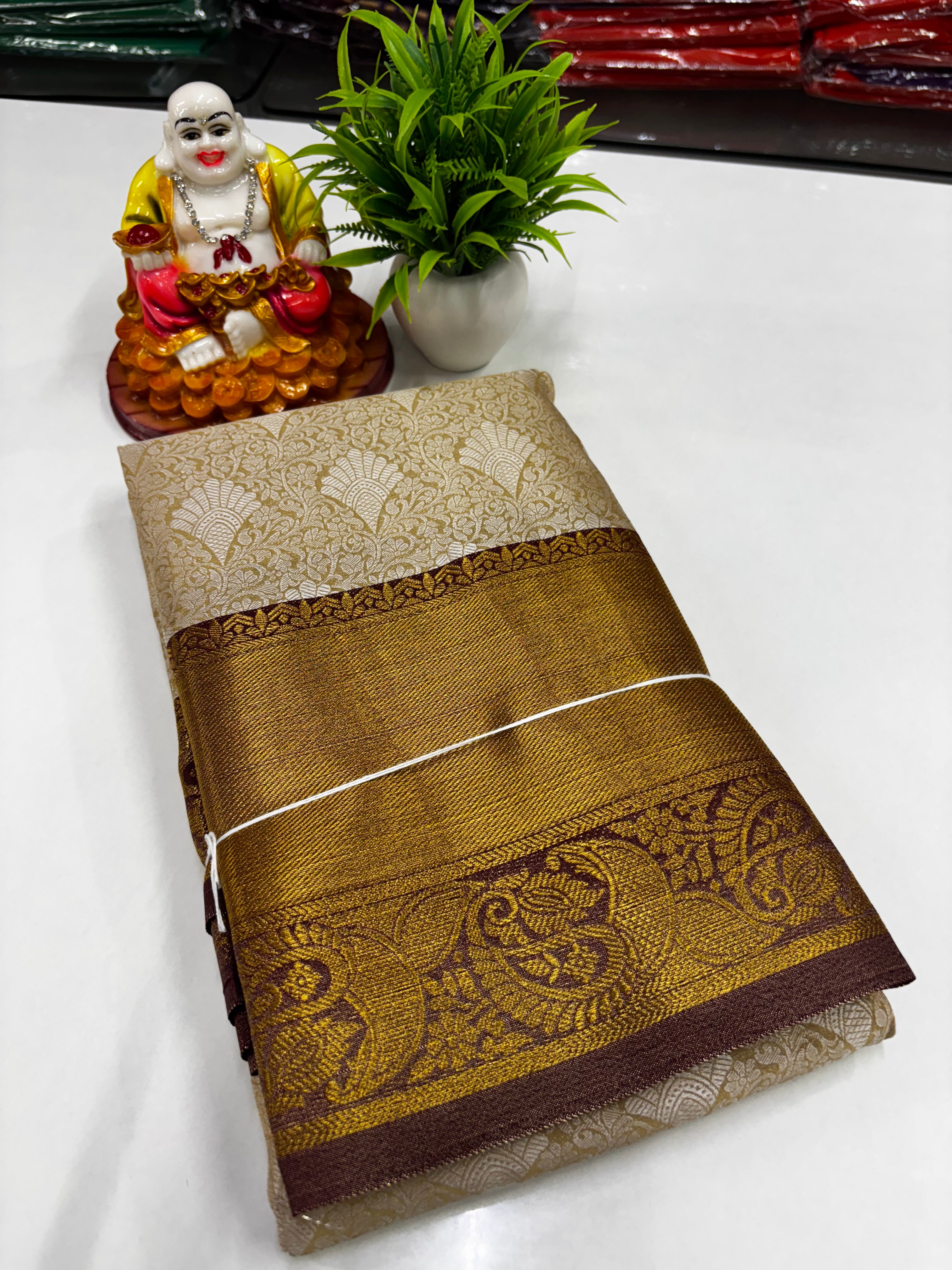 Elegant & Shiny Brocade Tissue Sarees