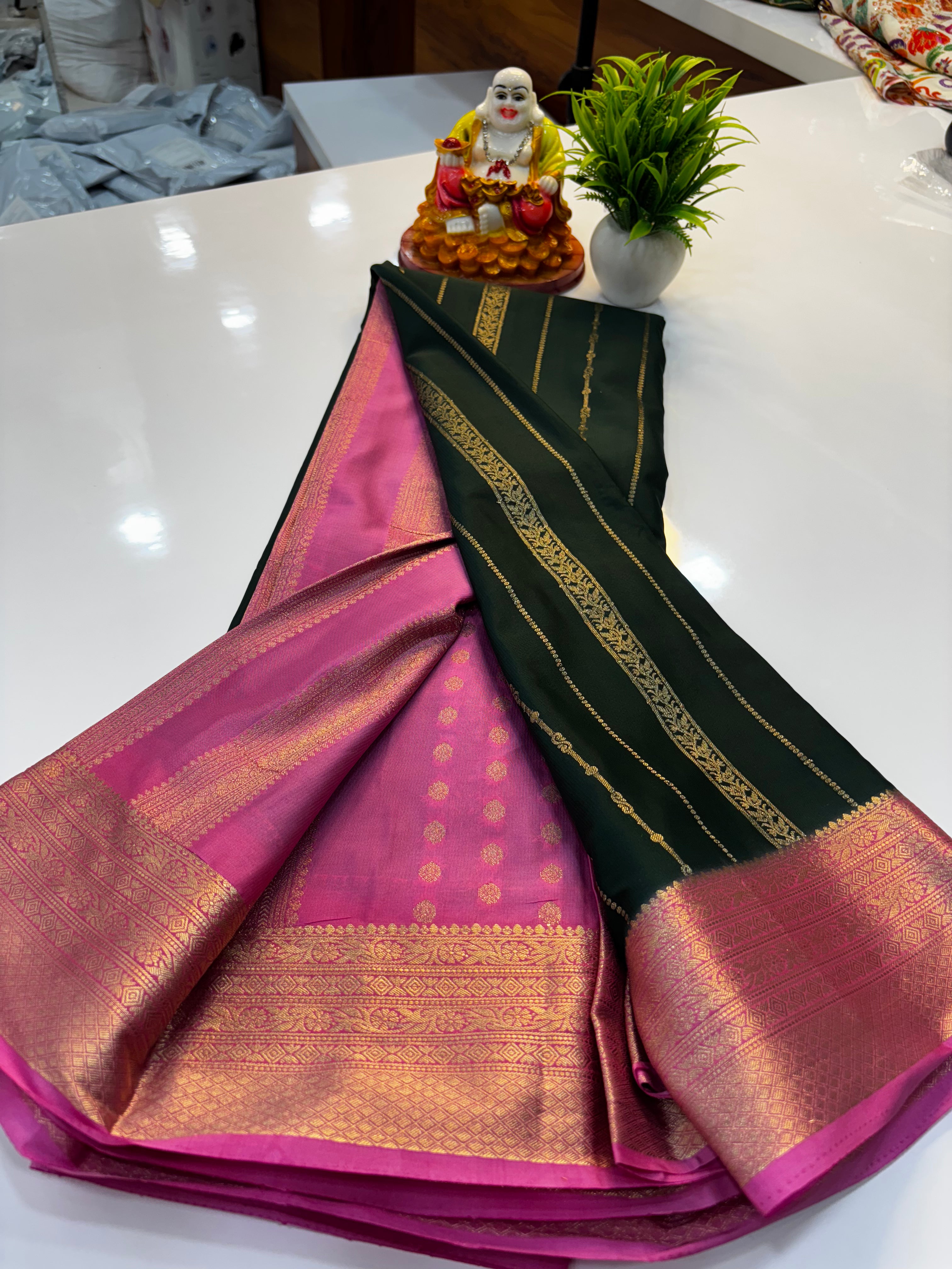 premium mysore crape silk with rich pallu and butta blouse